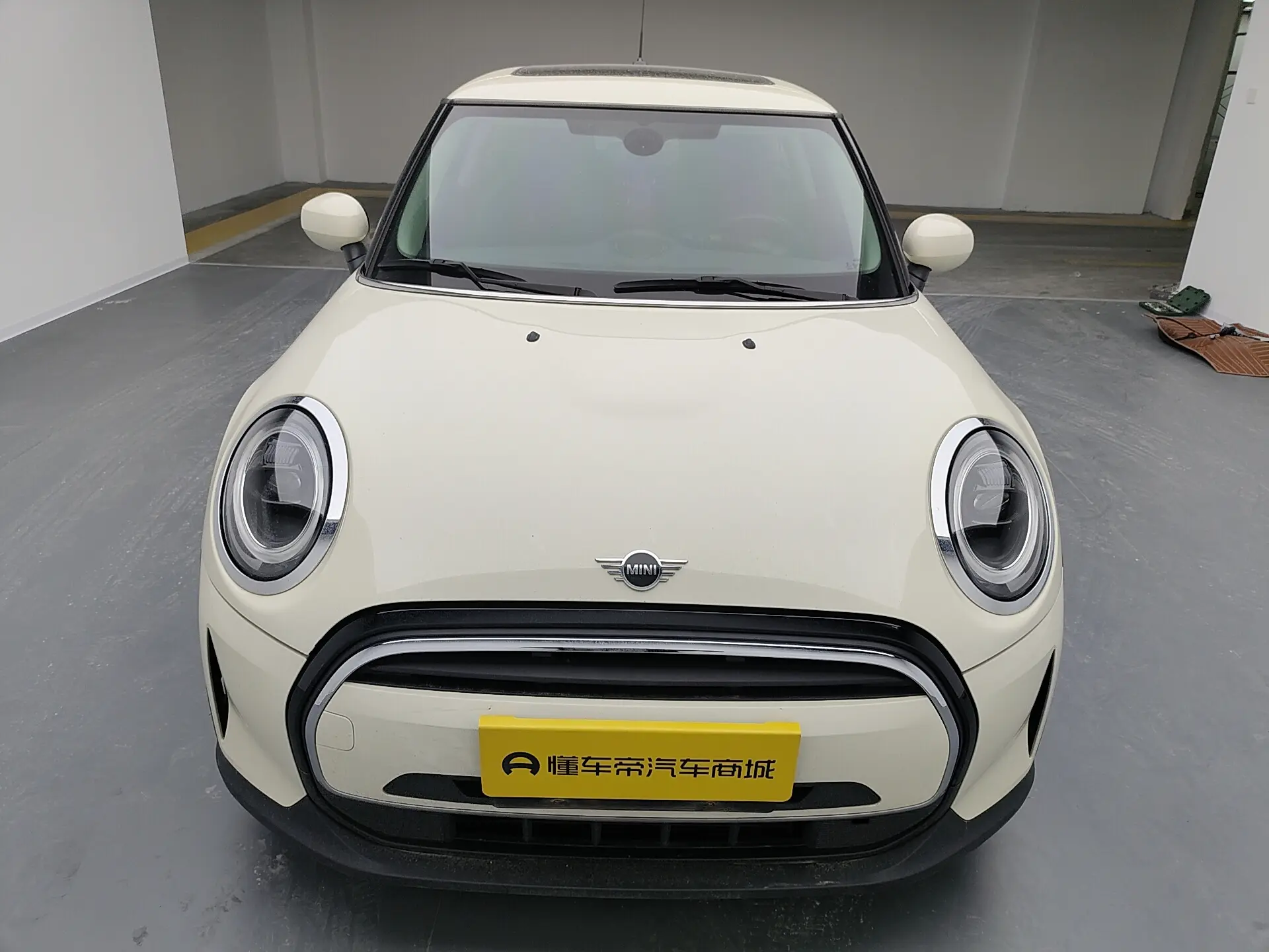 MINI 