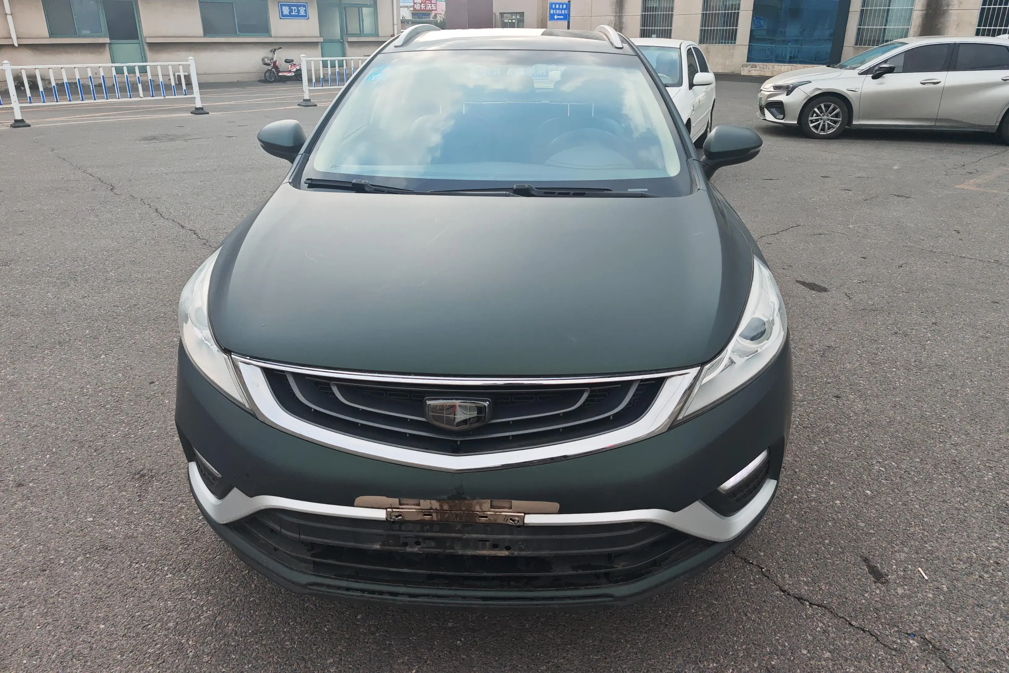 Geely Emgrand GS  из Китая