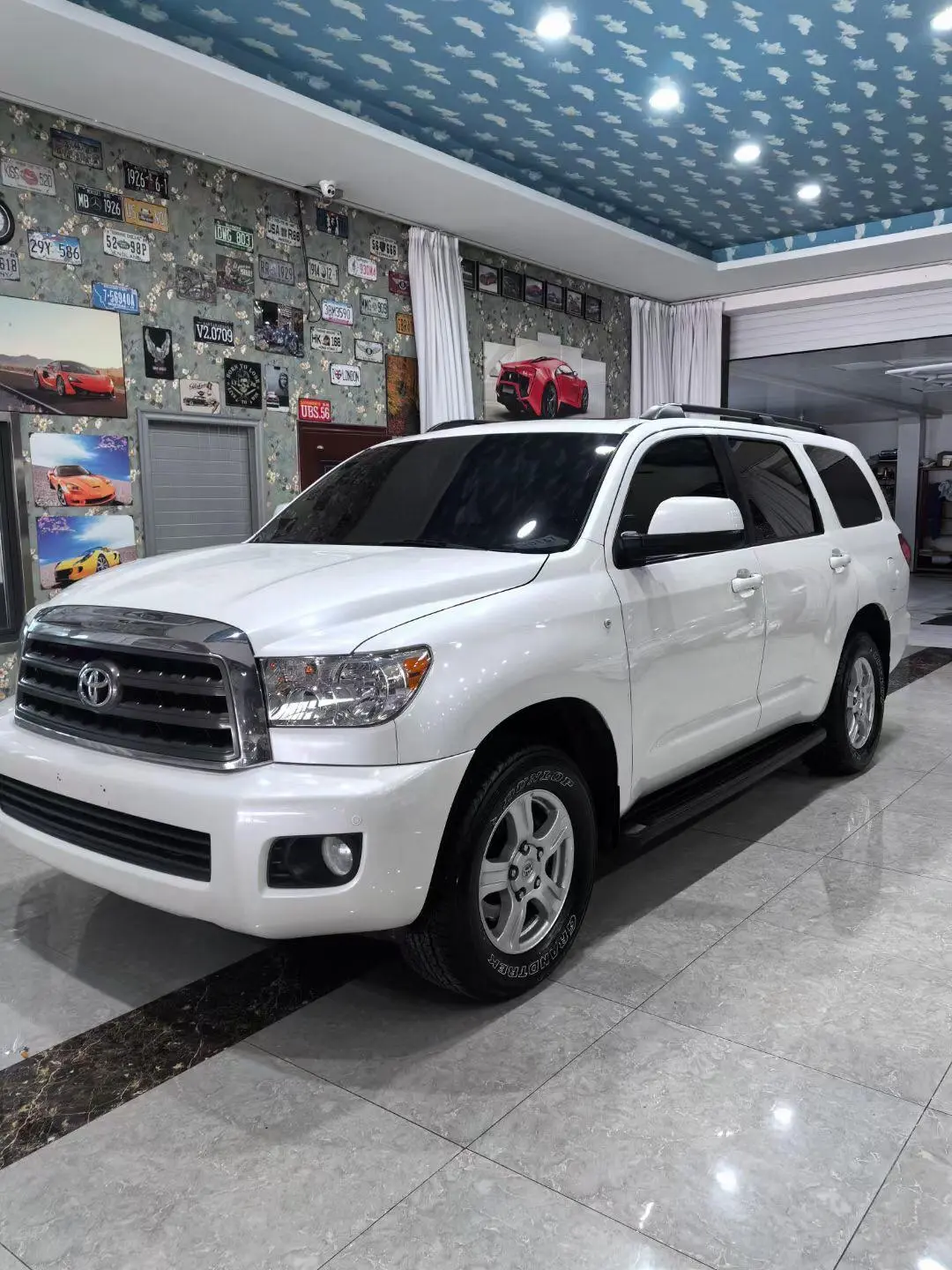 Toyota Sequoia