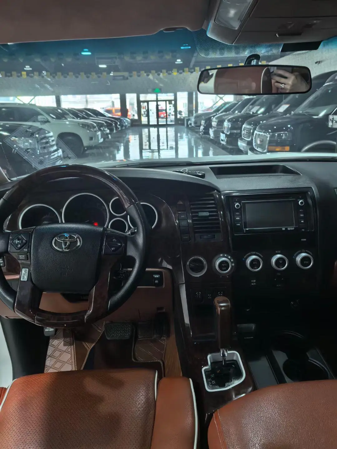 Toyota Sequoia