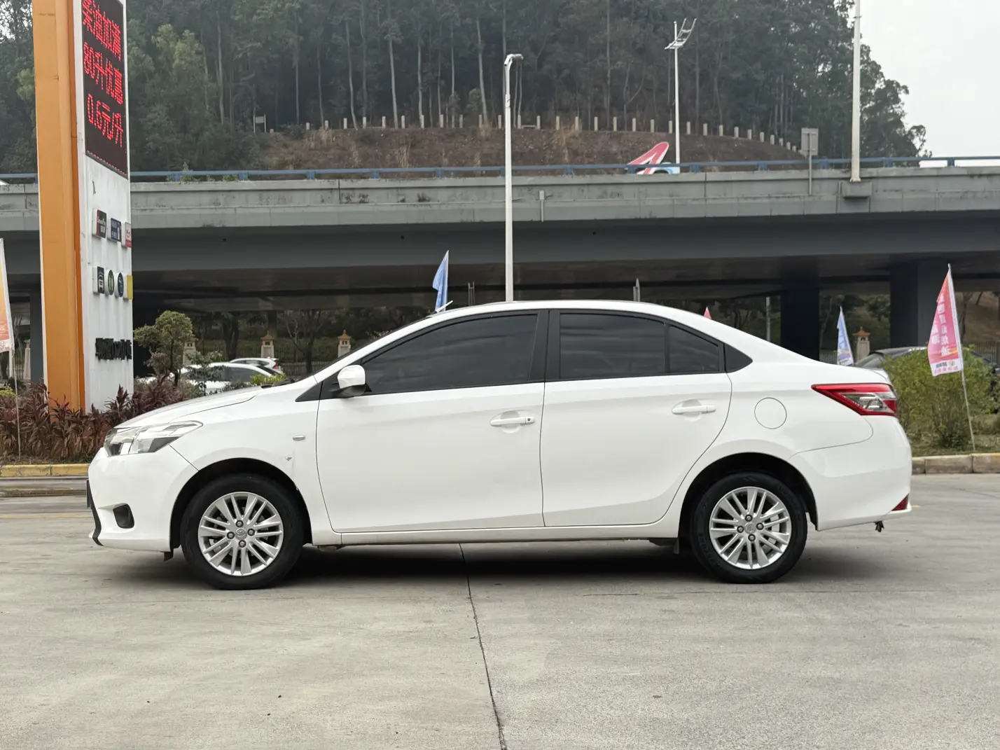 Toyota Vios  из Китая