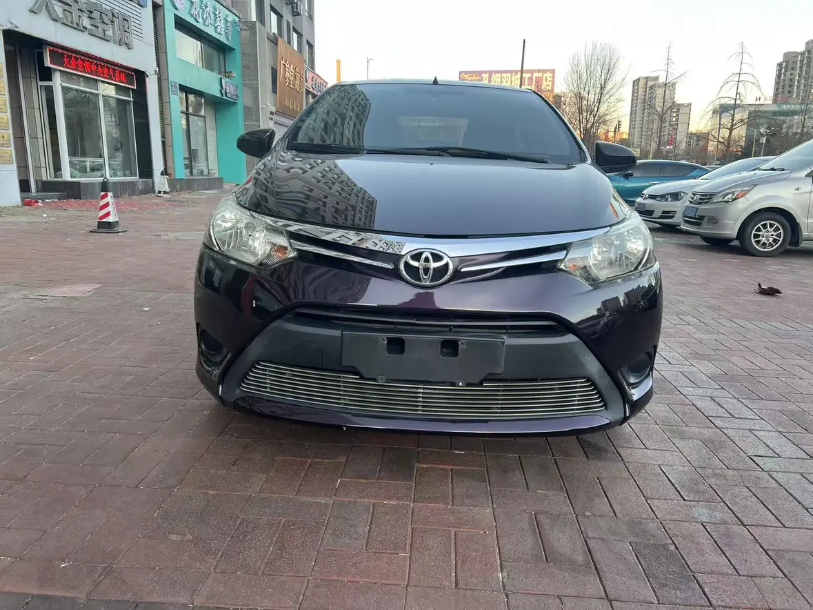 Toyota Vios  из Китая
