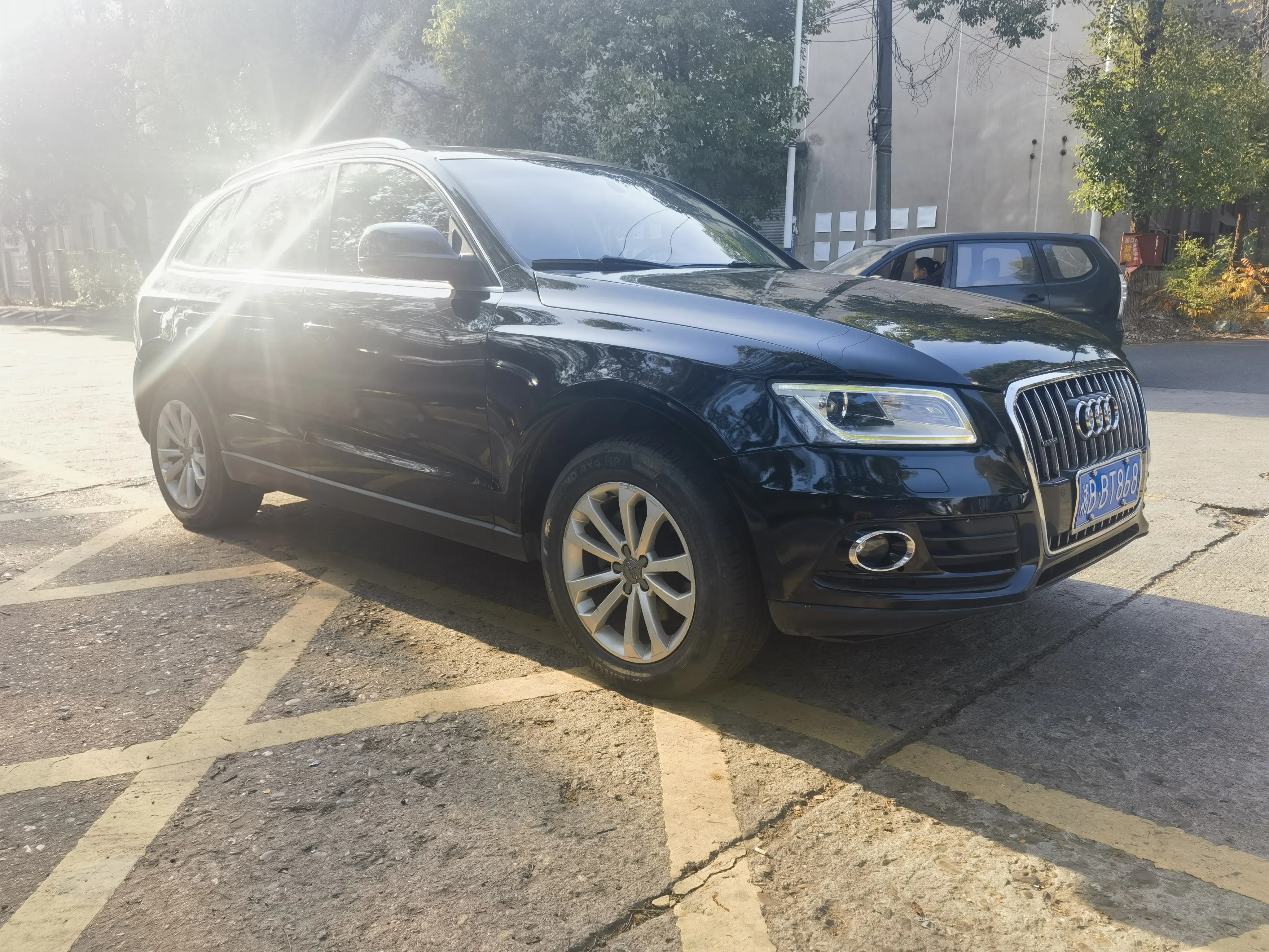 Audi Q5  из Китая