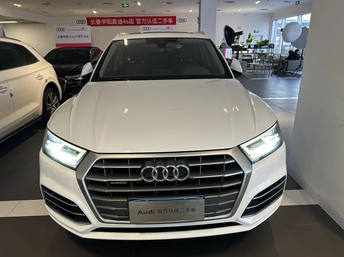 Audi Q5L  из Китая