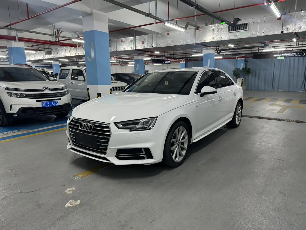 Audi A4L  из Китая