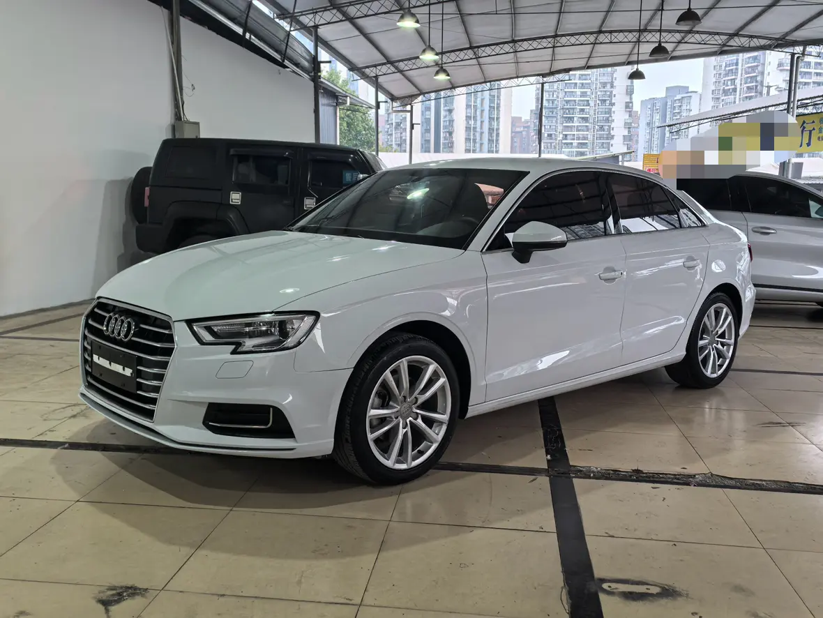 Audi A3  из Китая