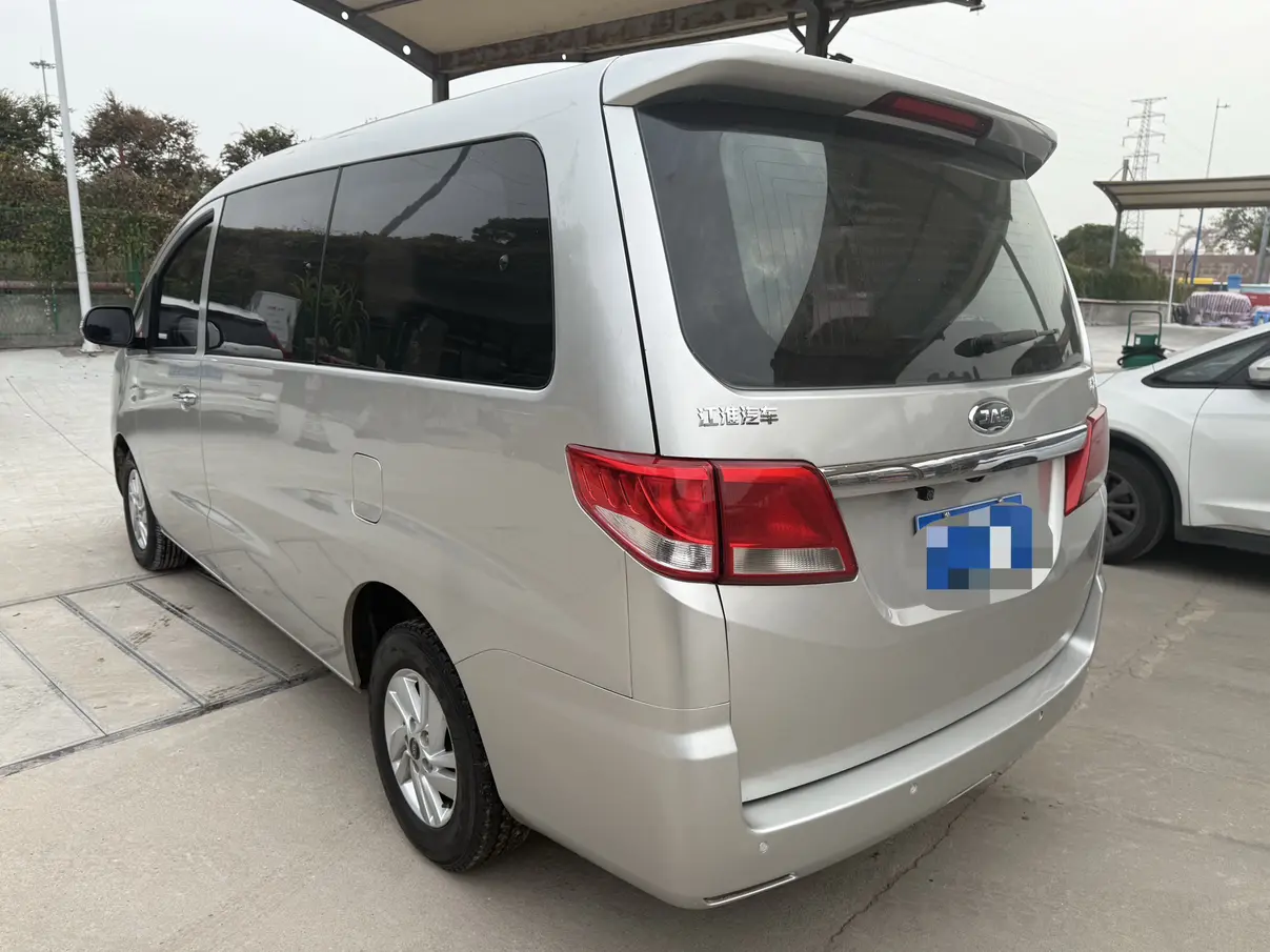 JAC Ruifeng M4  из Китая