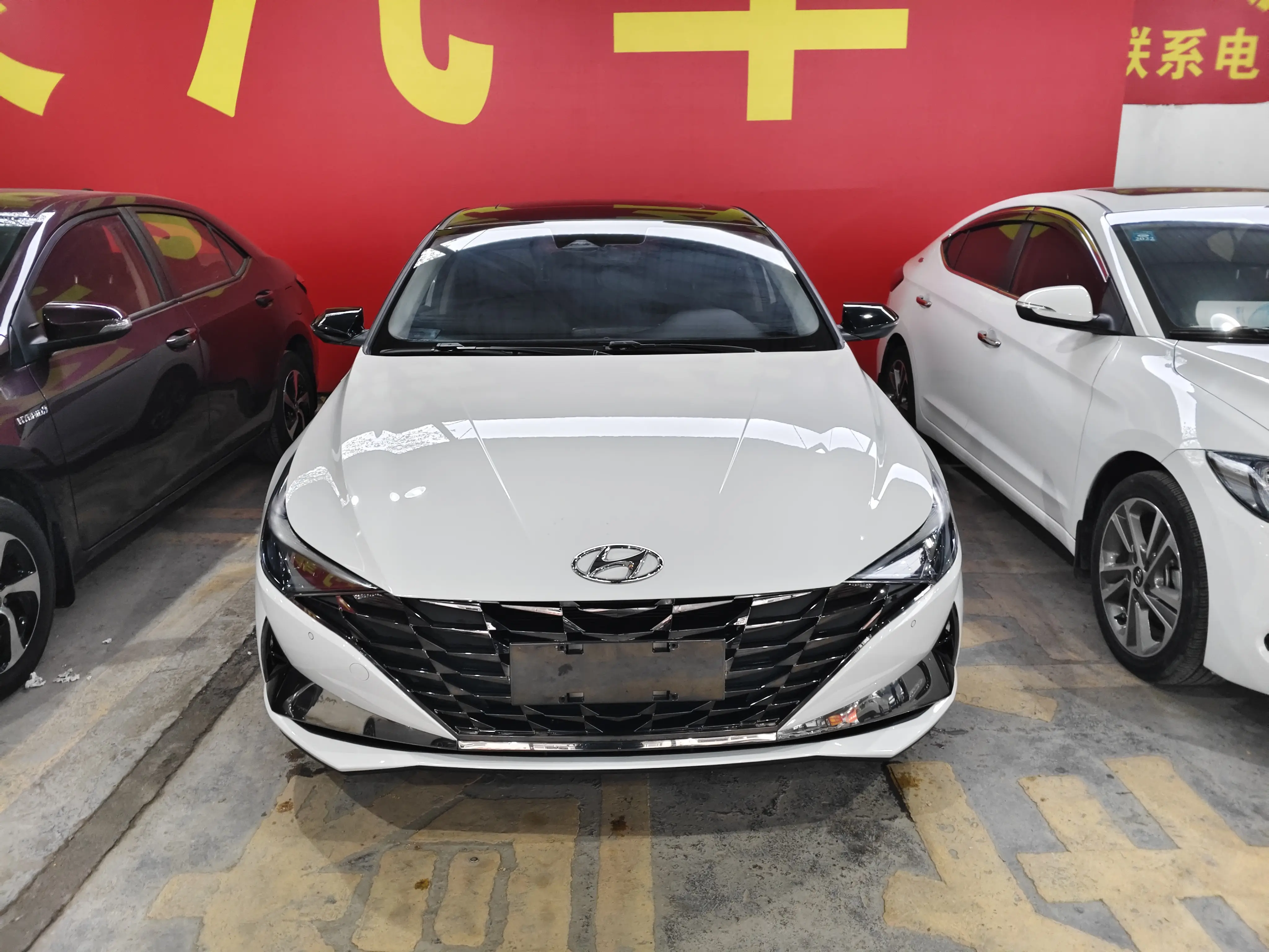 Hyundai Elantra  из Китая