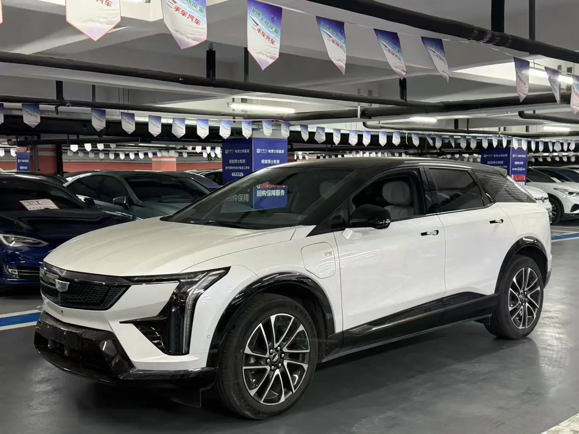 Cadillac IQ Aoge  из Китая