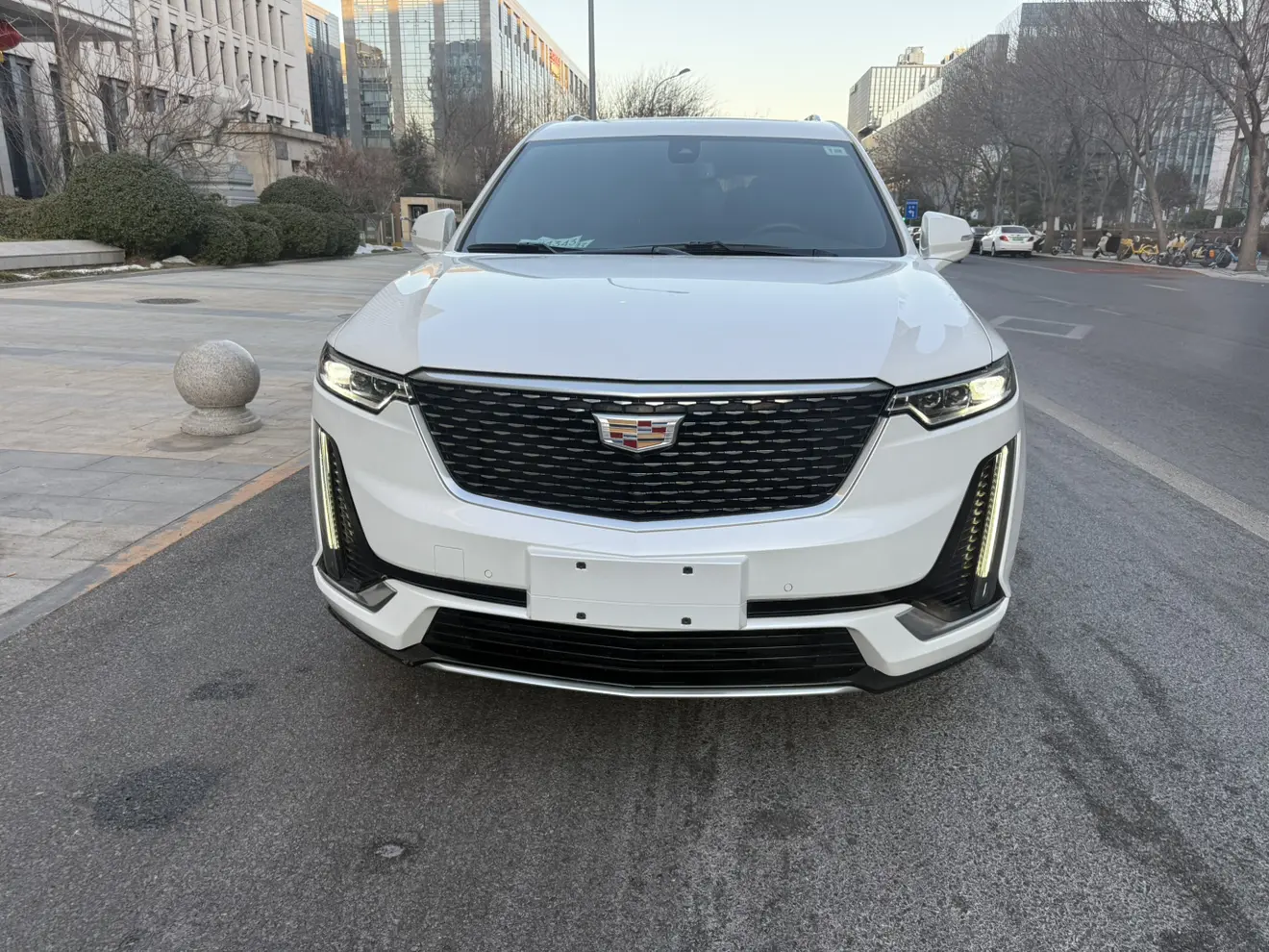 Cadillac XT6  из Китая