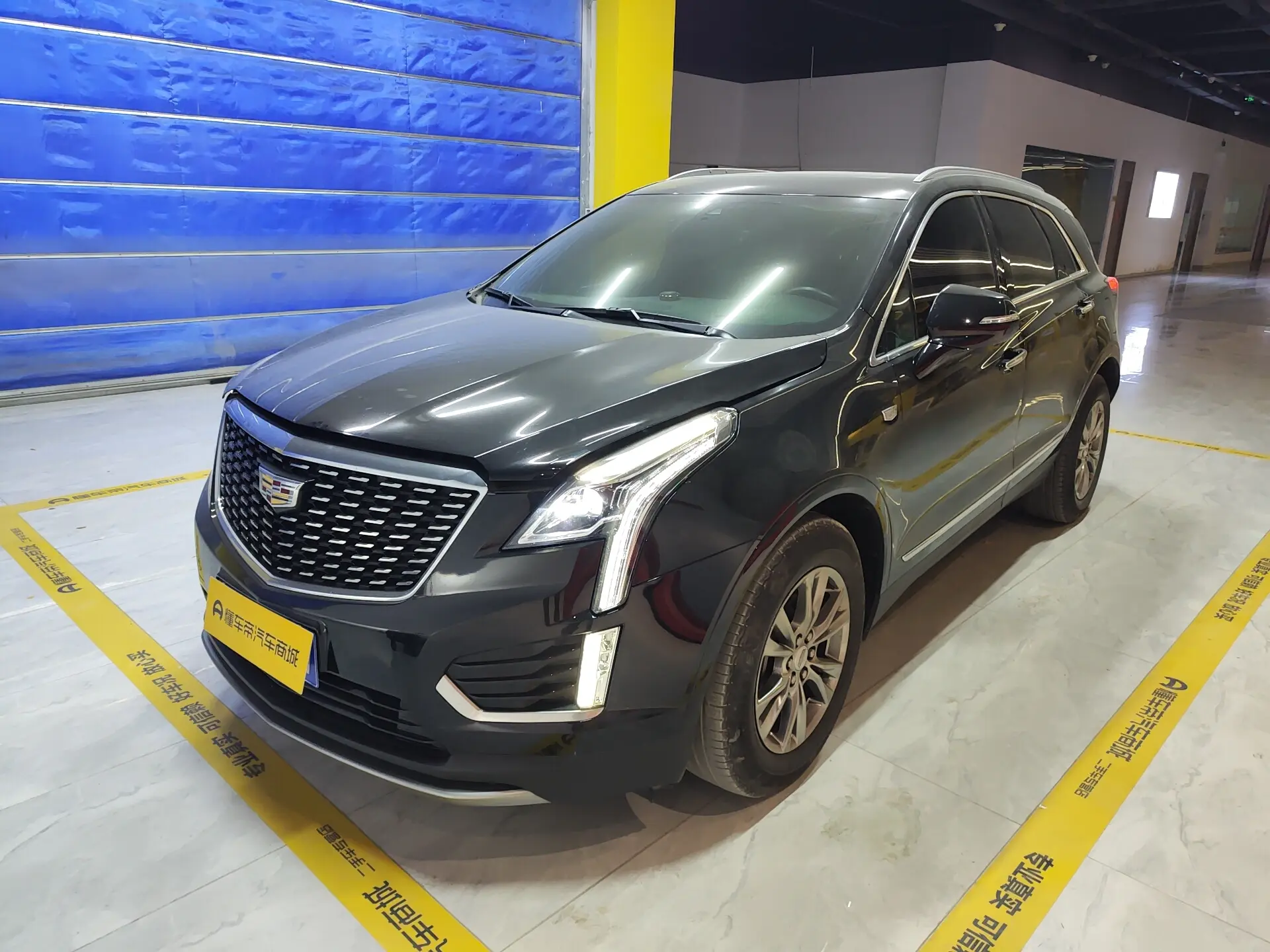 Cadillac XT5  из Китая
