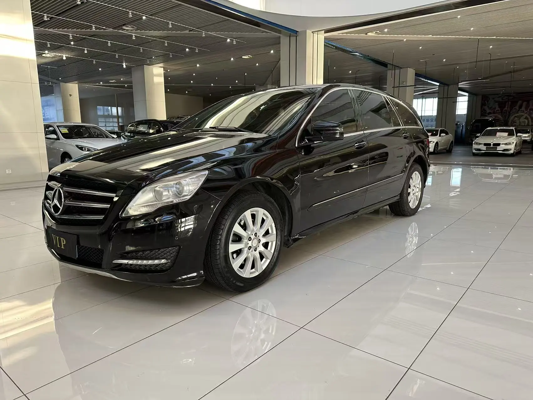 Mercedes-Benz R-Class  из Китая