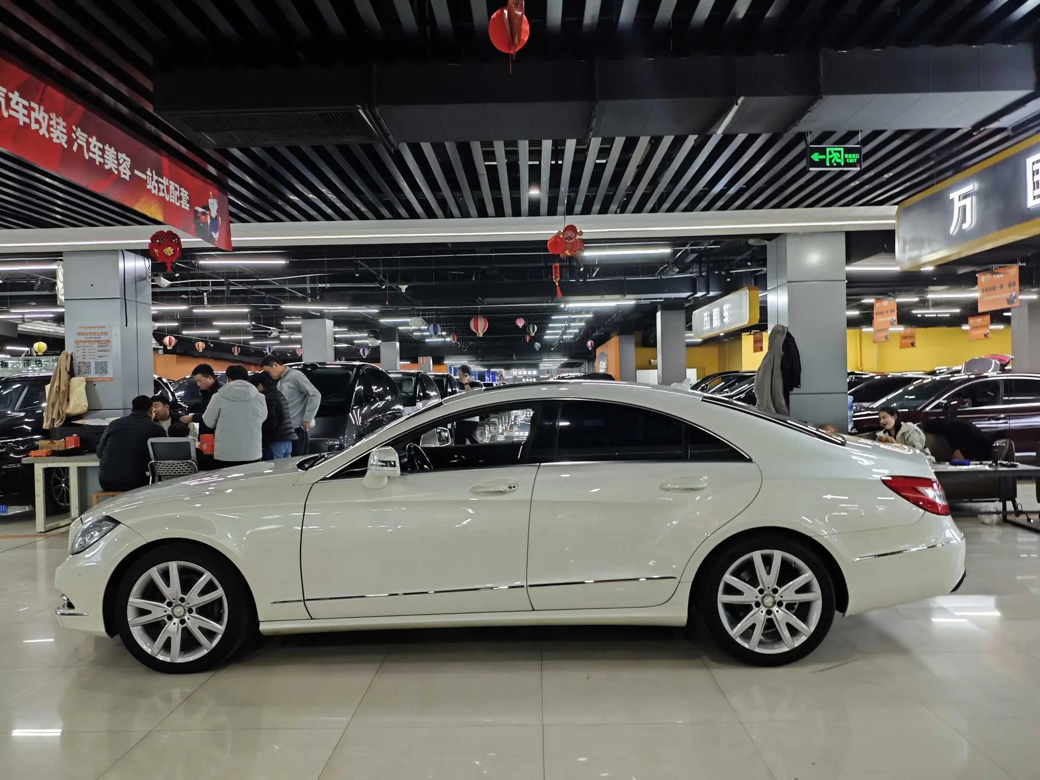 Mercedes-Benz Mercedes Benz CLS  из Китая