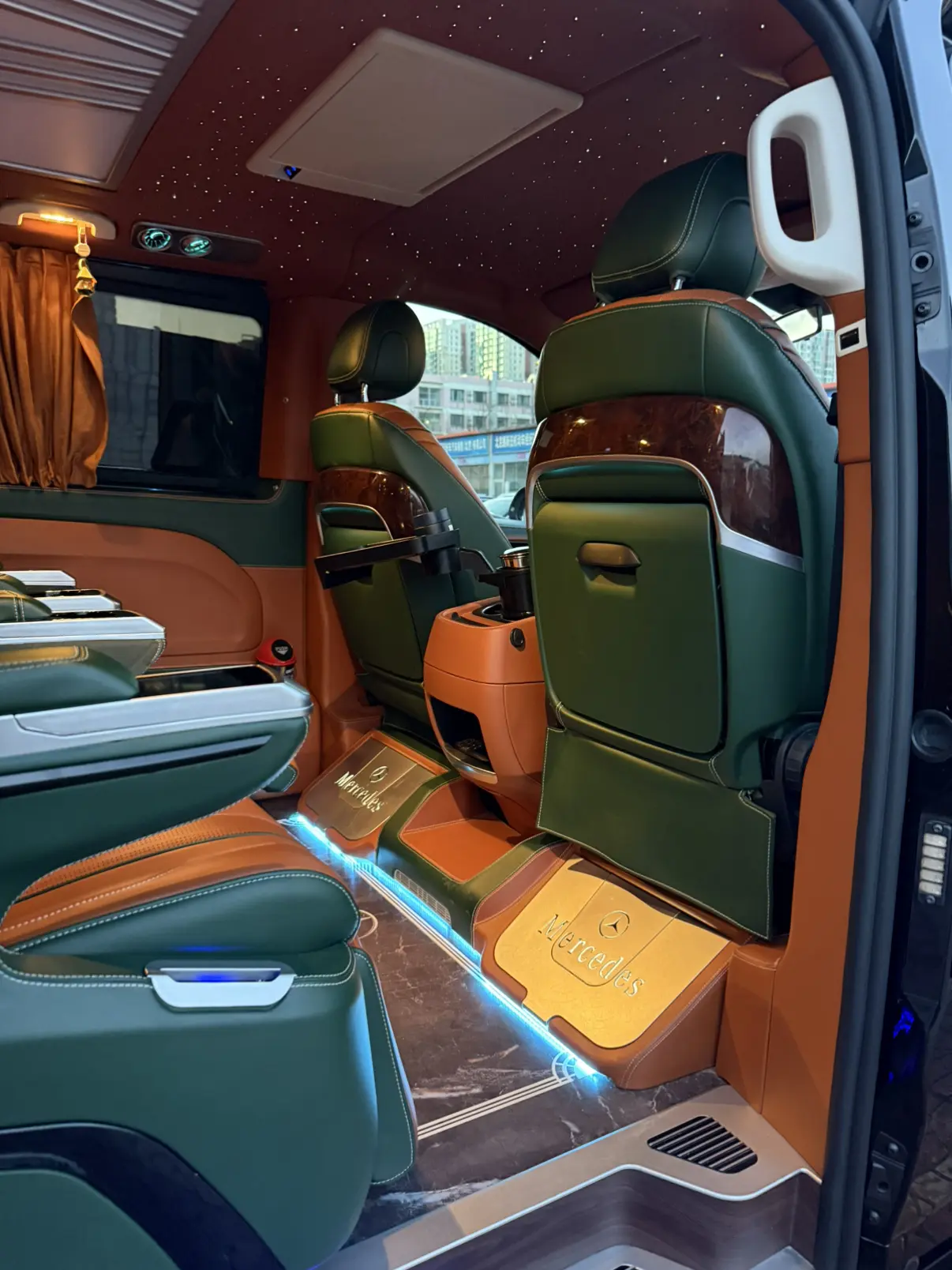 Mercedes-Benz Vito  из Китая