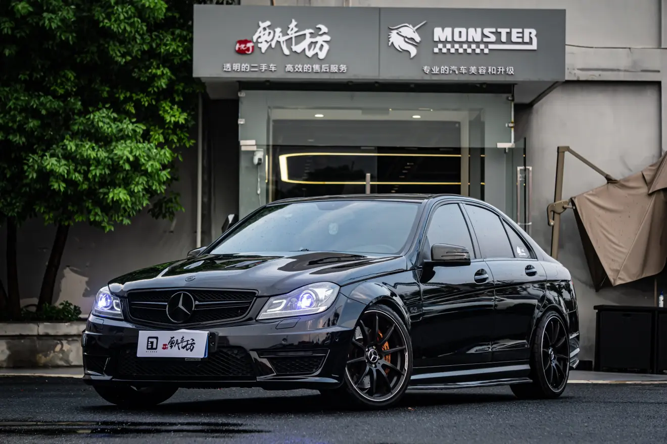 Mercedes-Benz C-Class AMG  из Китая