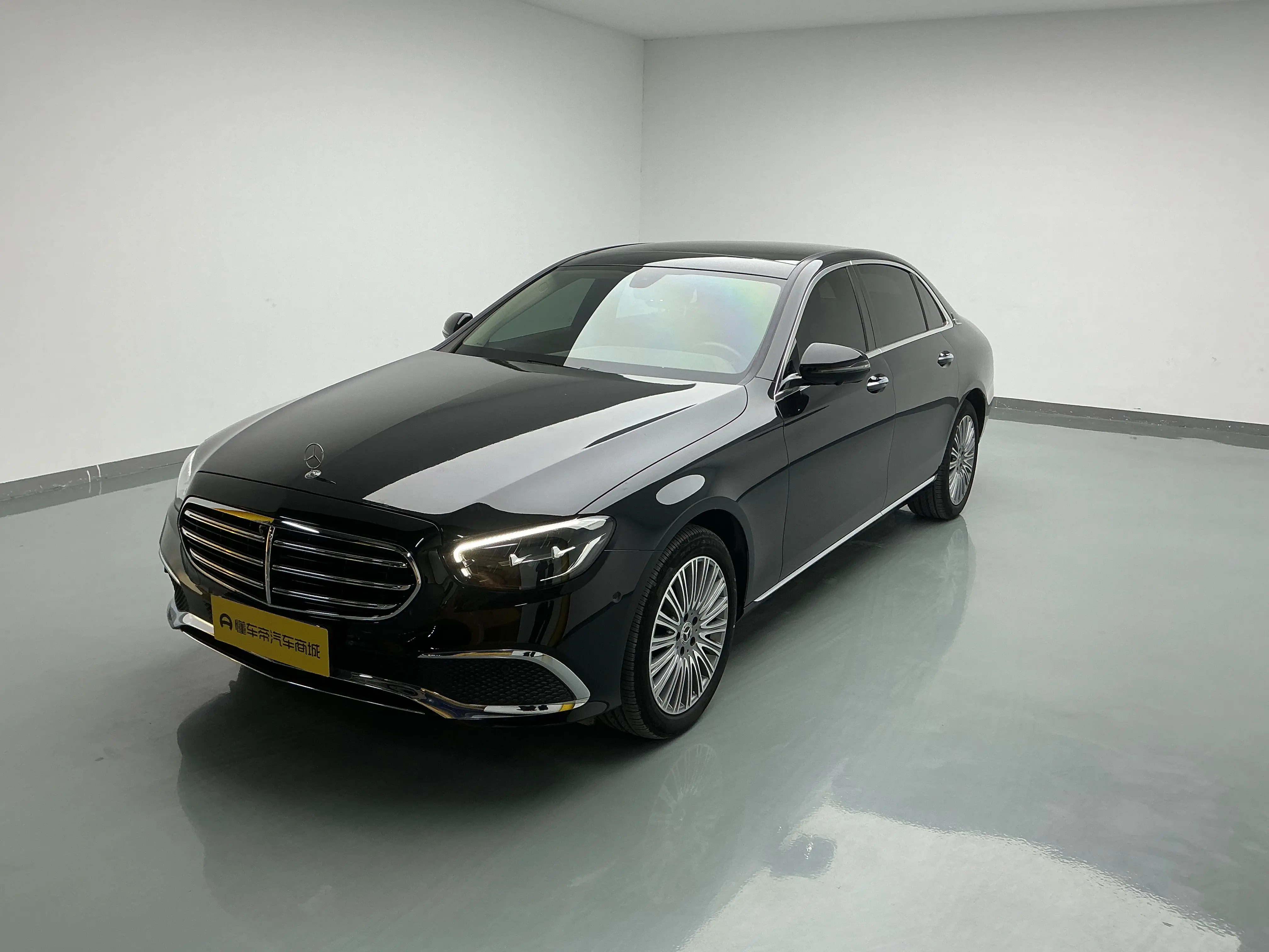 Mercedes-Benz E-Class  из Китая