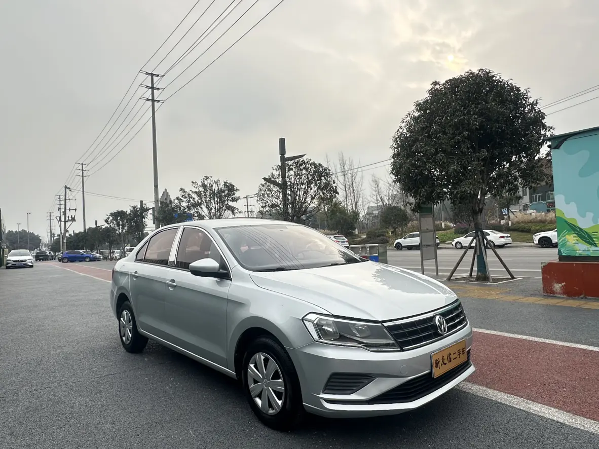 Volkswagen Jetta  из Китая