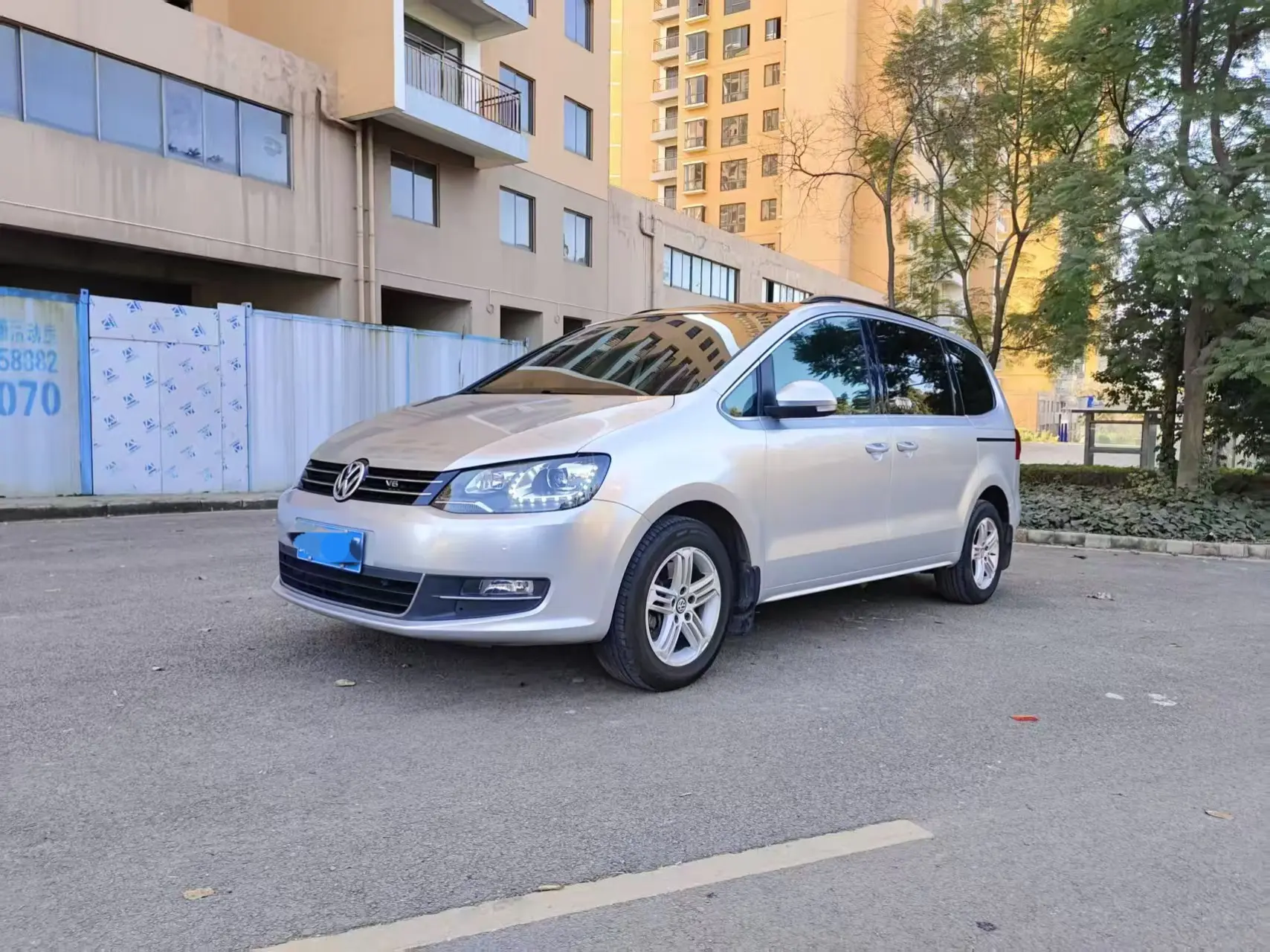 Volkswagen Sharon  из Китая