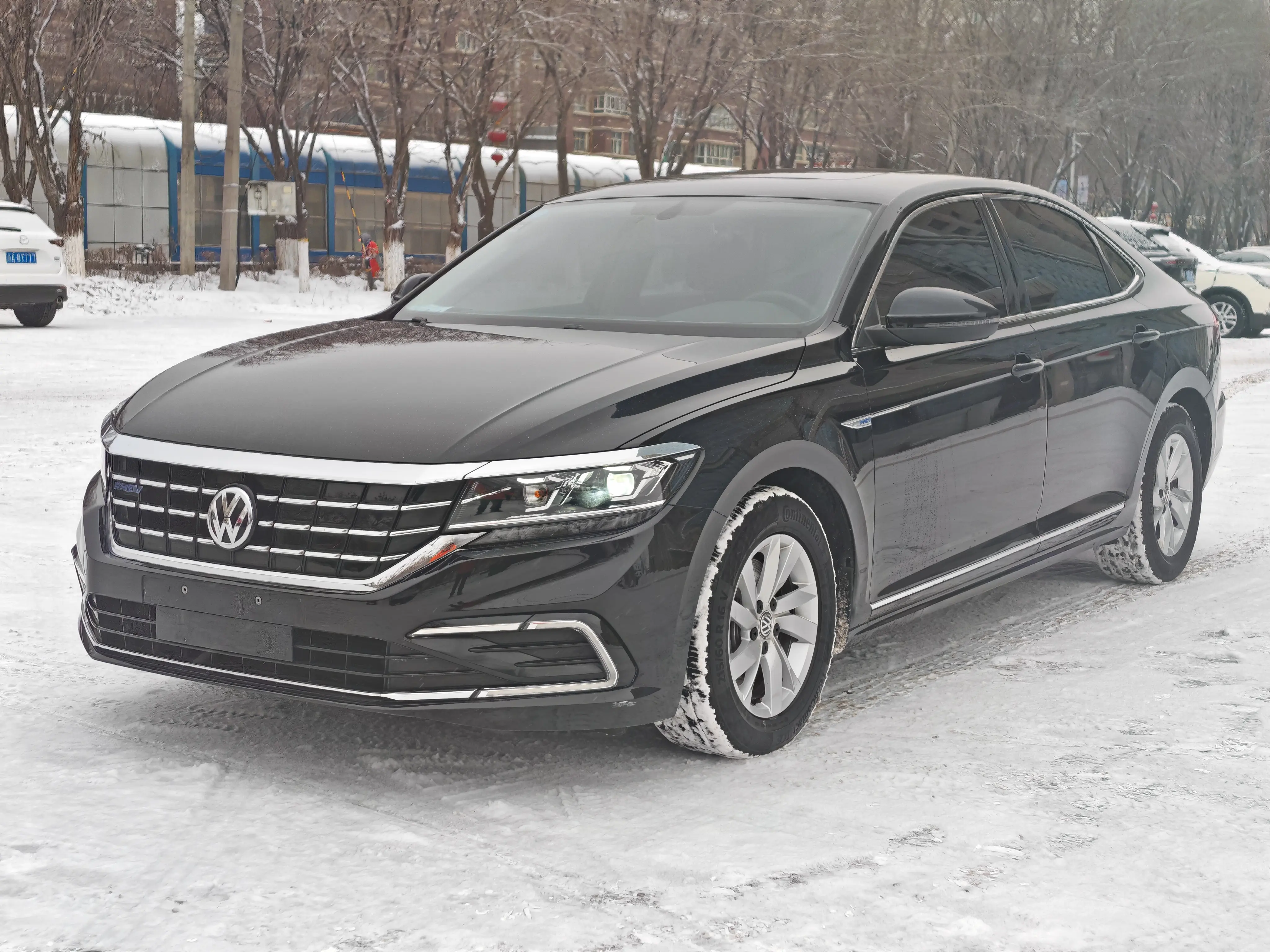 Volkswagen Passat PHEV  из Китая