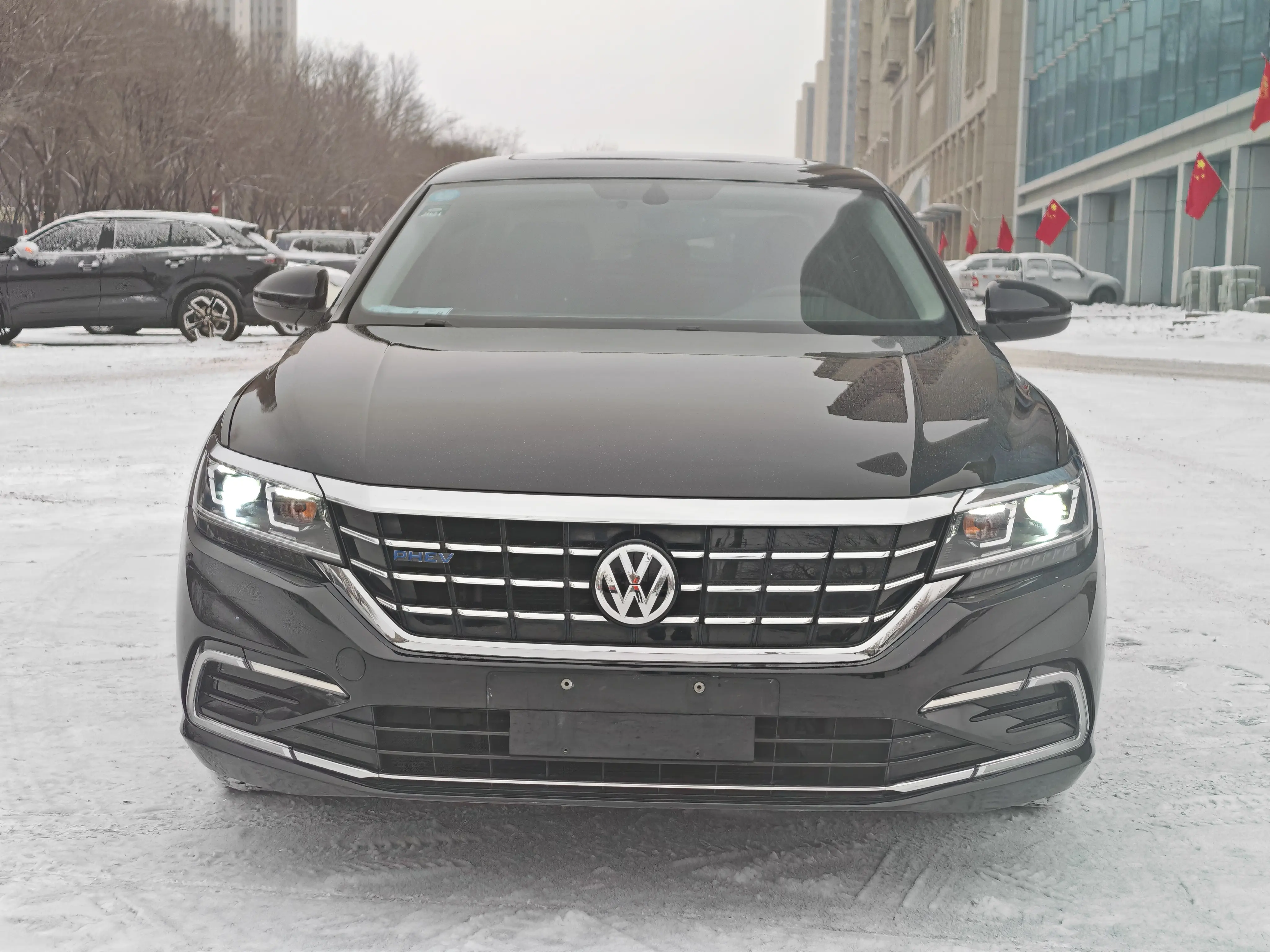 Volkswagen Passat PHEV  из Китая