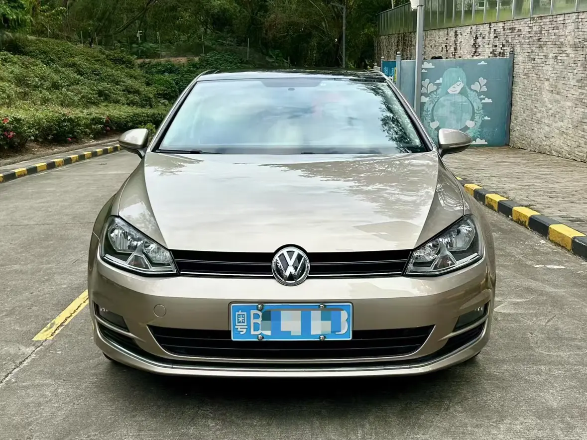 Volkswagen Golf  из Китая
