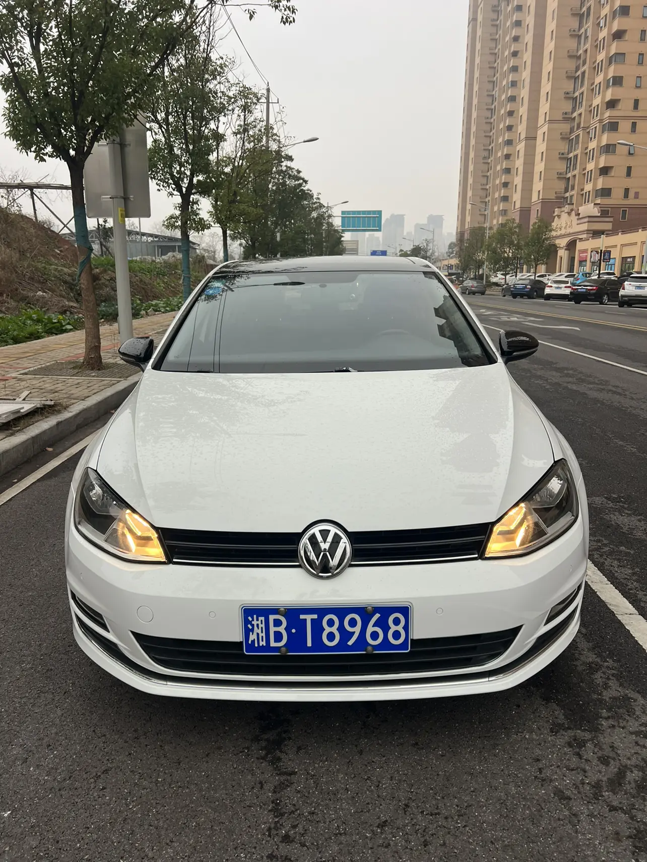 Volkswagen Golf  из Китая