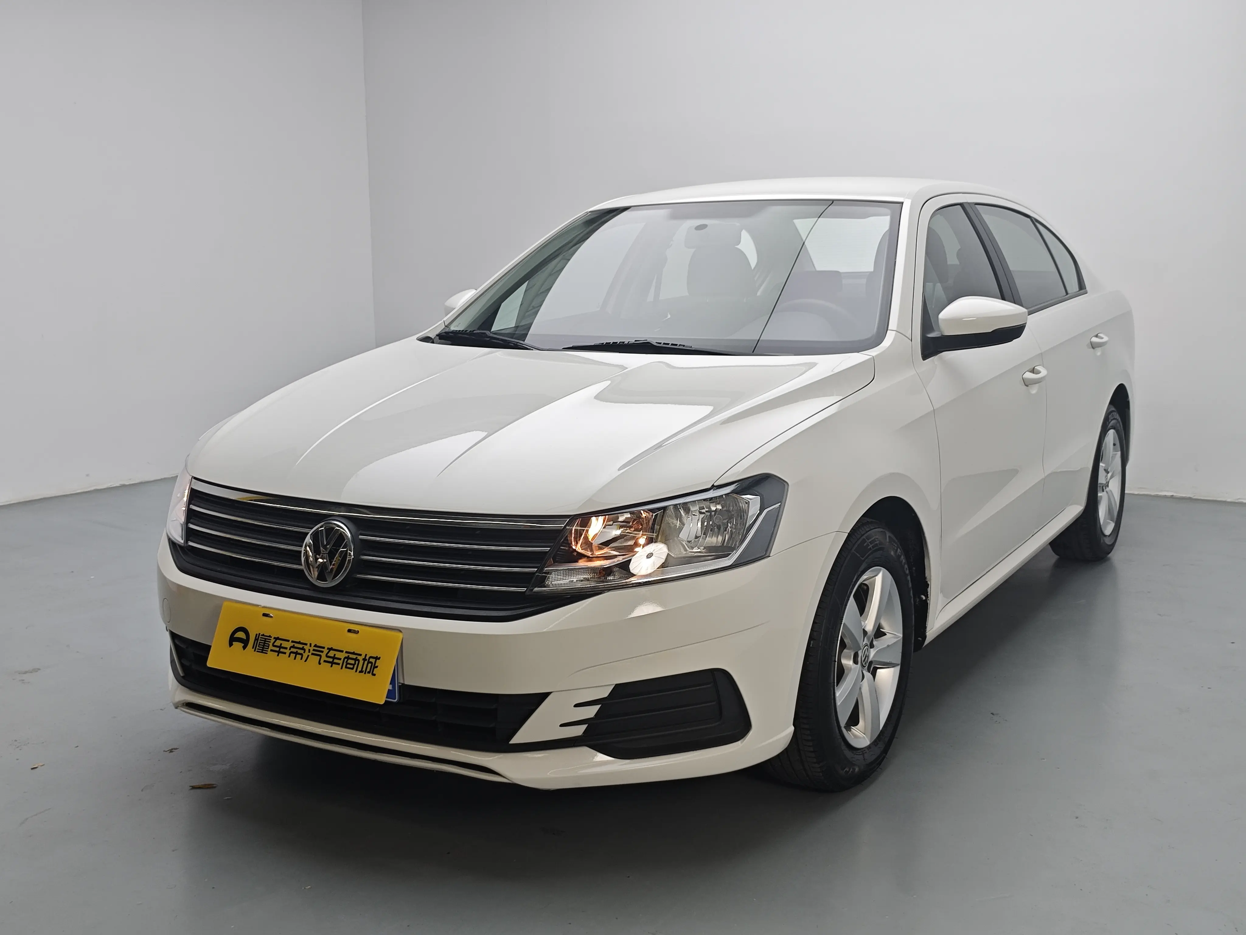 Volkswagen Lavida  из Китая