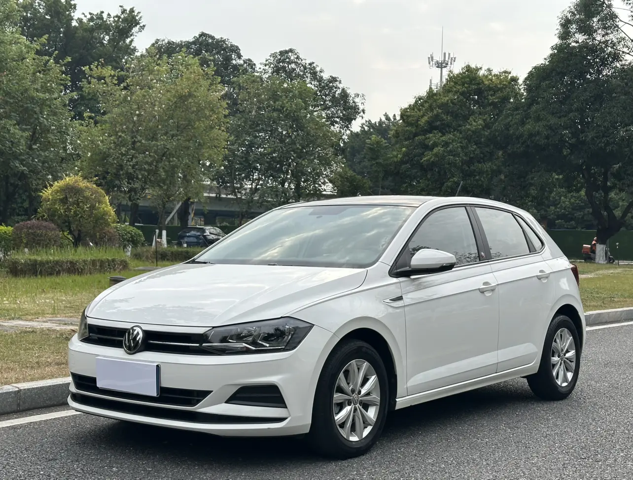 Volkswagen Polo  из Китая