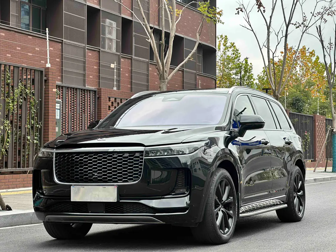 Li ONE (Ideal ONE)  из Китая