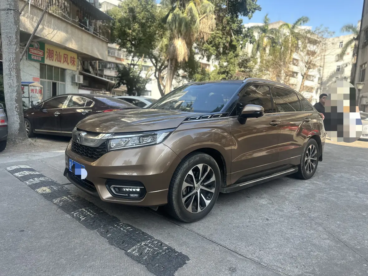 Honda Avancier (Crown Road)  из Китая