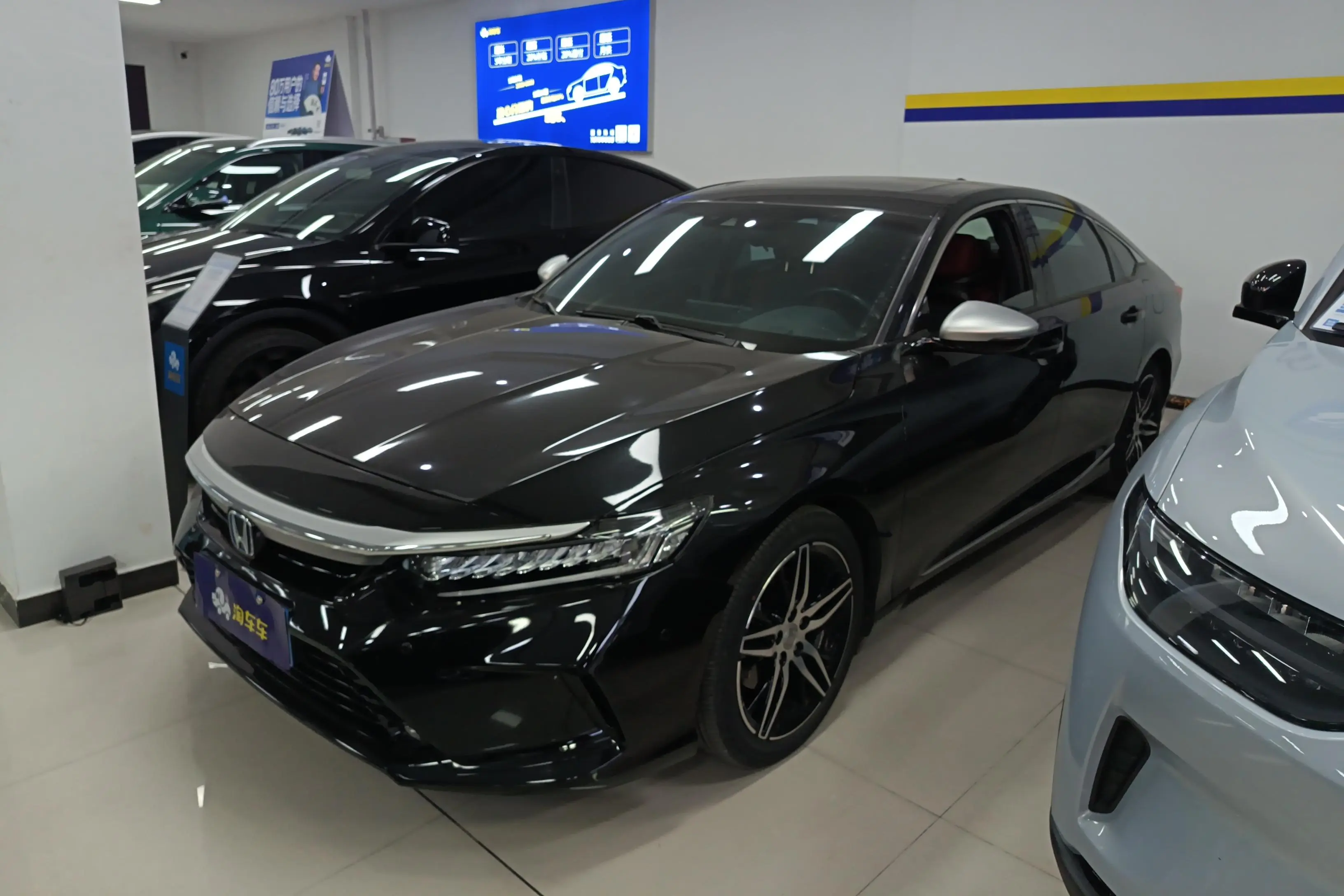 Honda Inspire (Yingshipai)  из Китая