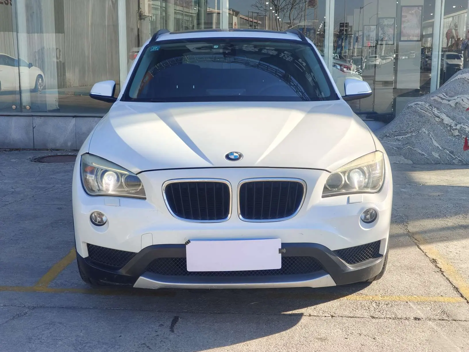 BMW X1  из Китая