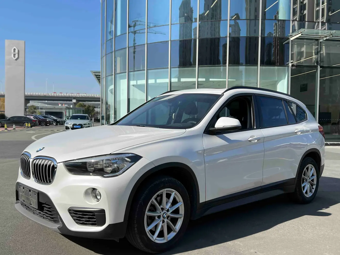 BMW X1  из Китая