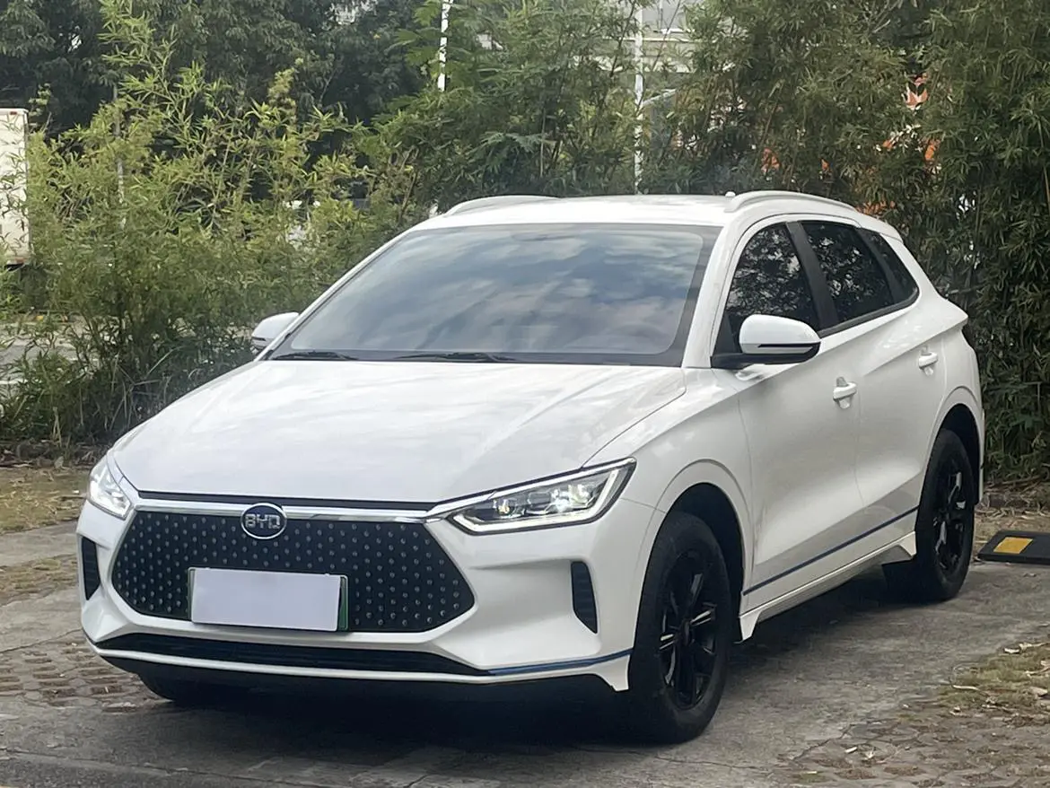 BYD e2  из Китая