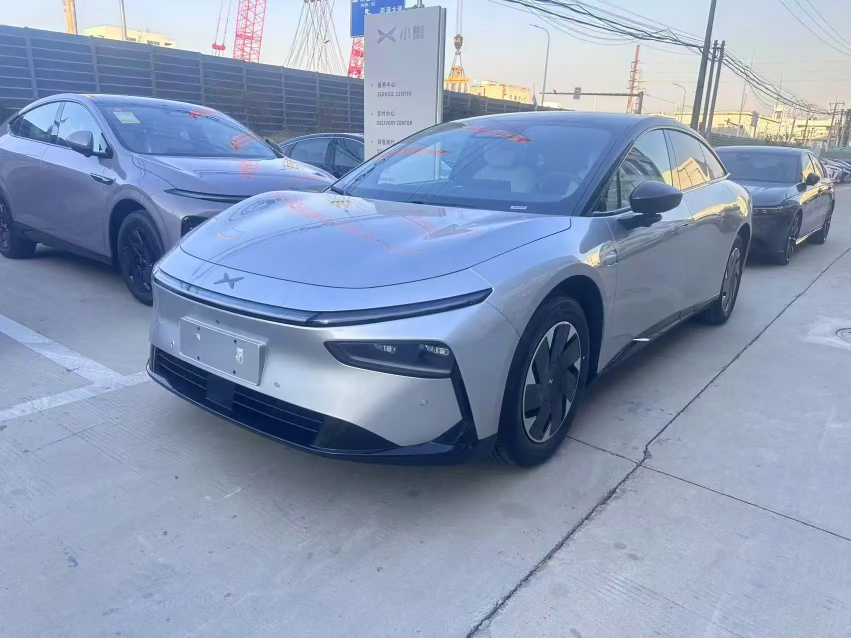 Xpeng P7+  из Китая