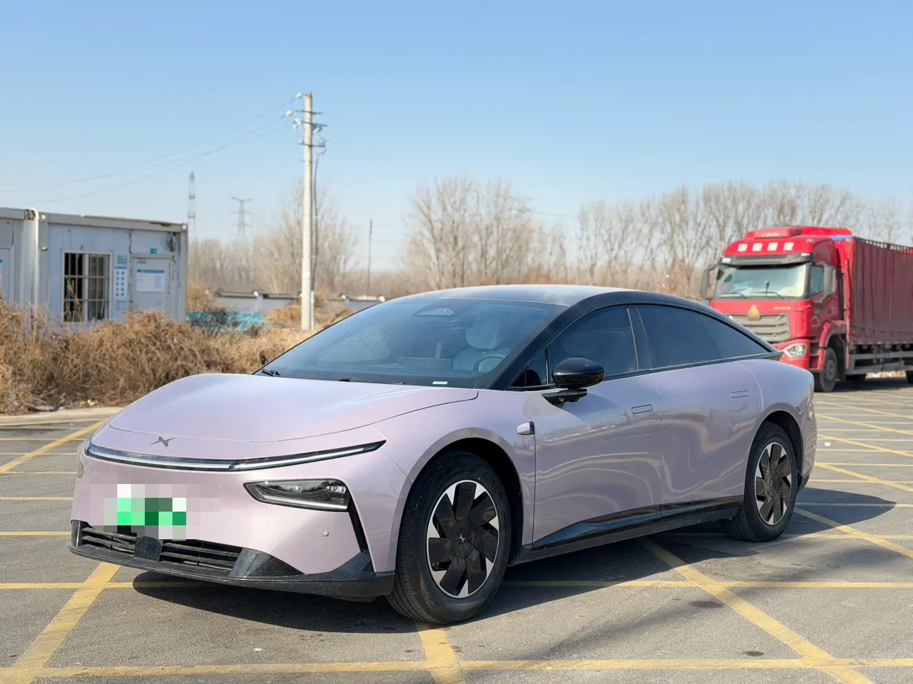 Xpeng P7+  из Китая