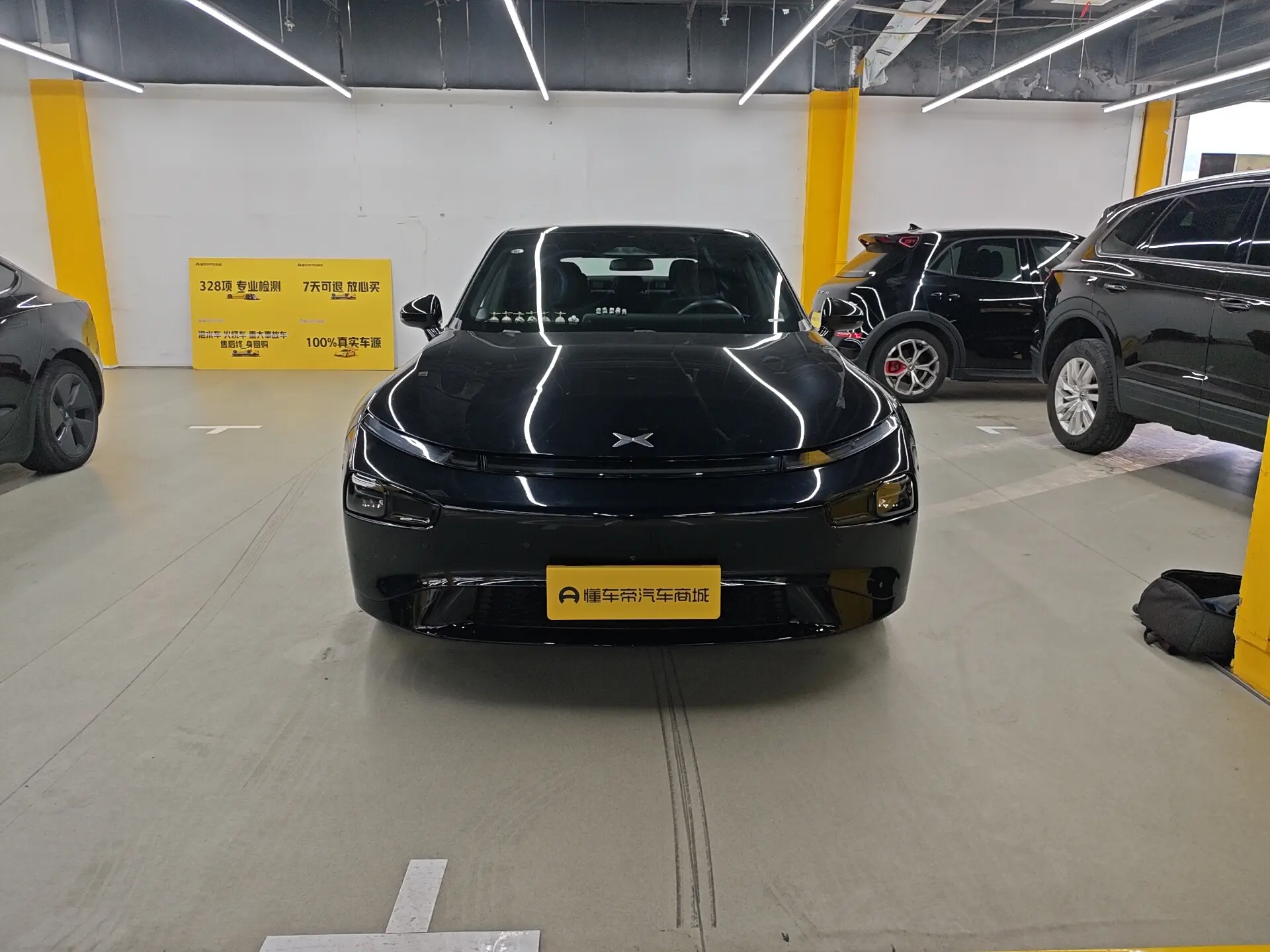 Xpeng P7  из Китая