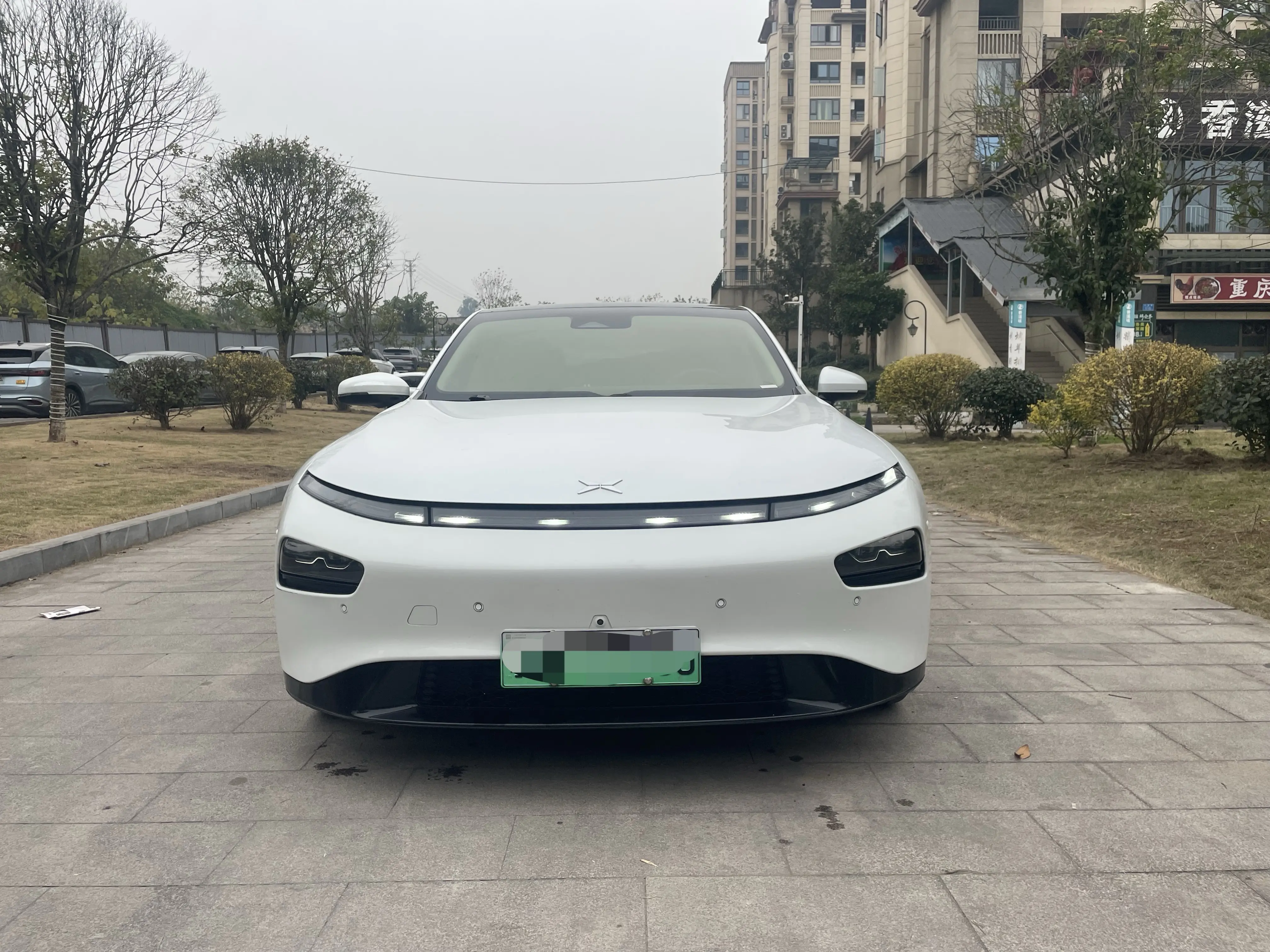 Xpeng P7  из Китая