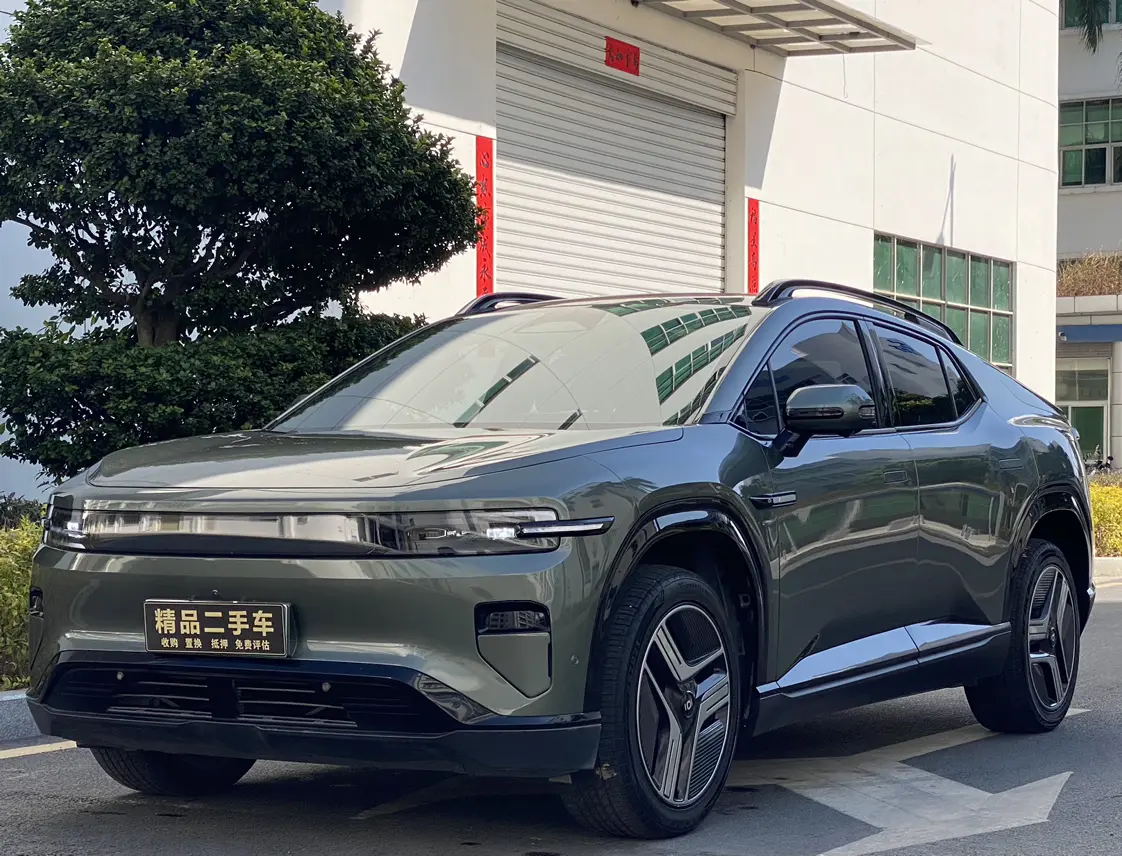 Changan Qiyuan E07  из Китая