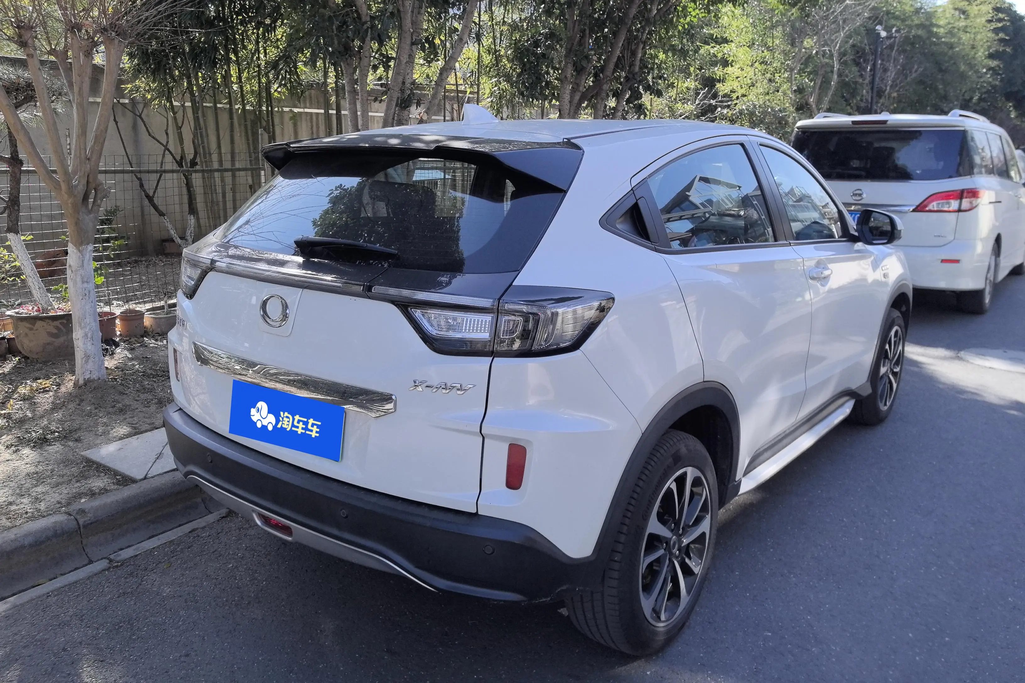 Honda Dongfeng  X-NV  из Китая