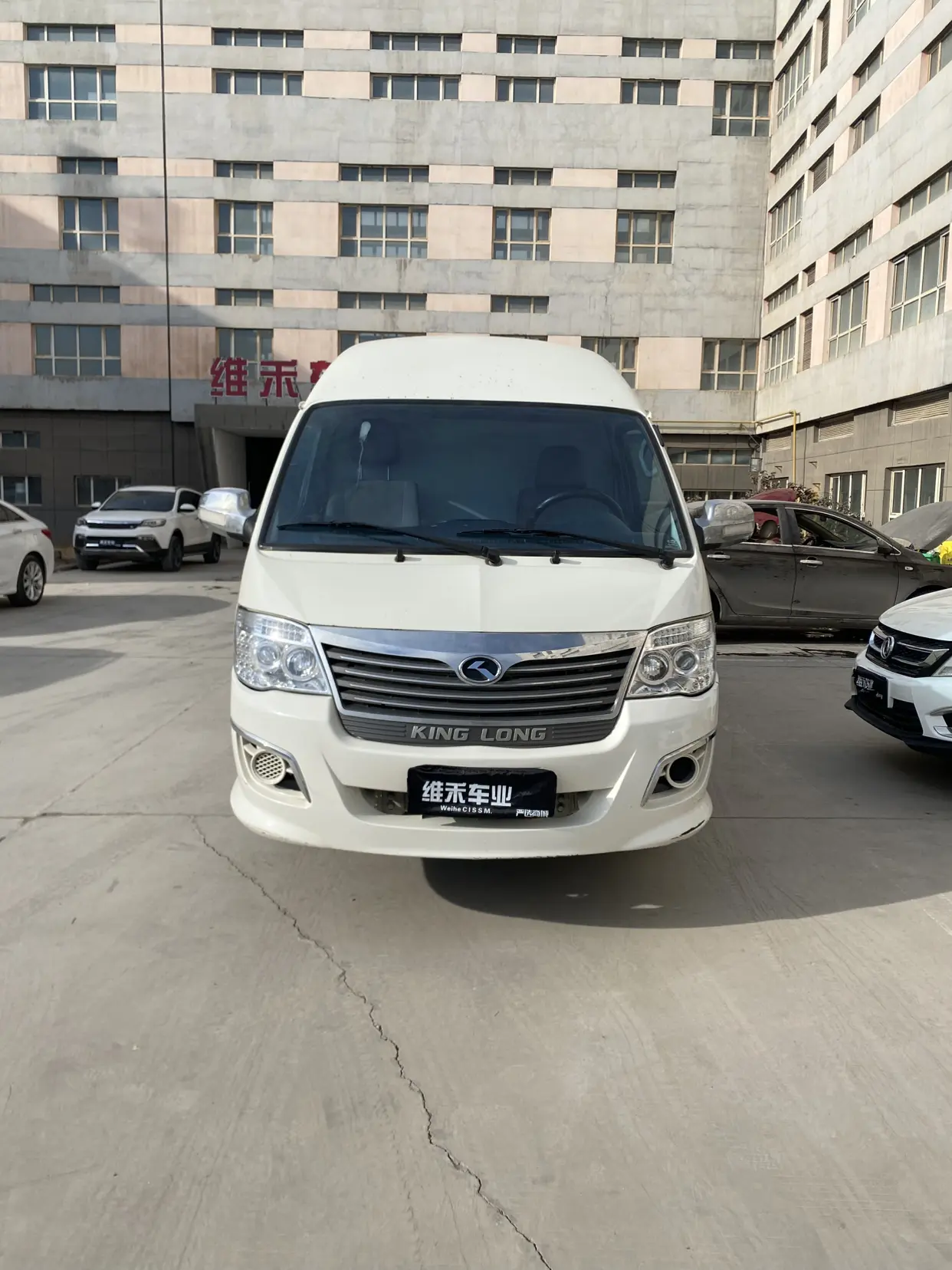 Golden dragon Jinwei  из Китая