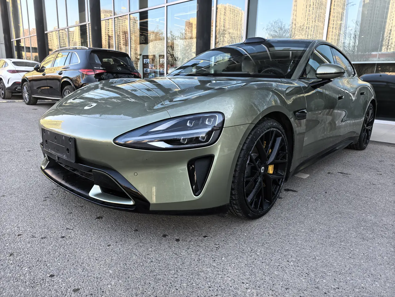 Xiaomi car Xiaomi SU7  из Китая