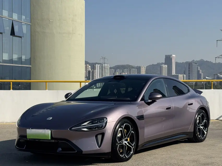 Xiaomi car Xiaomi SU7  из Китая