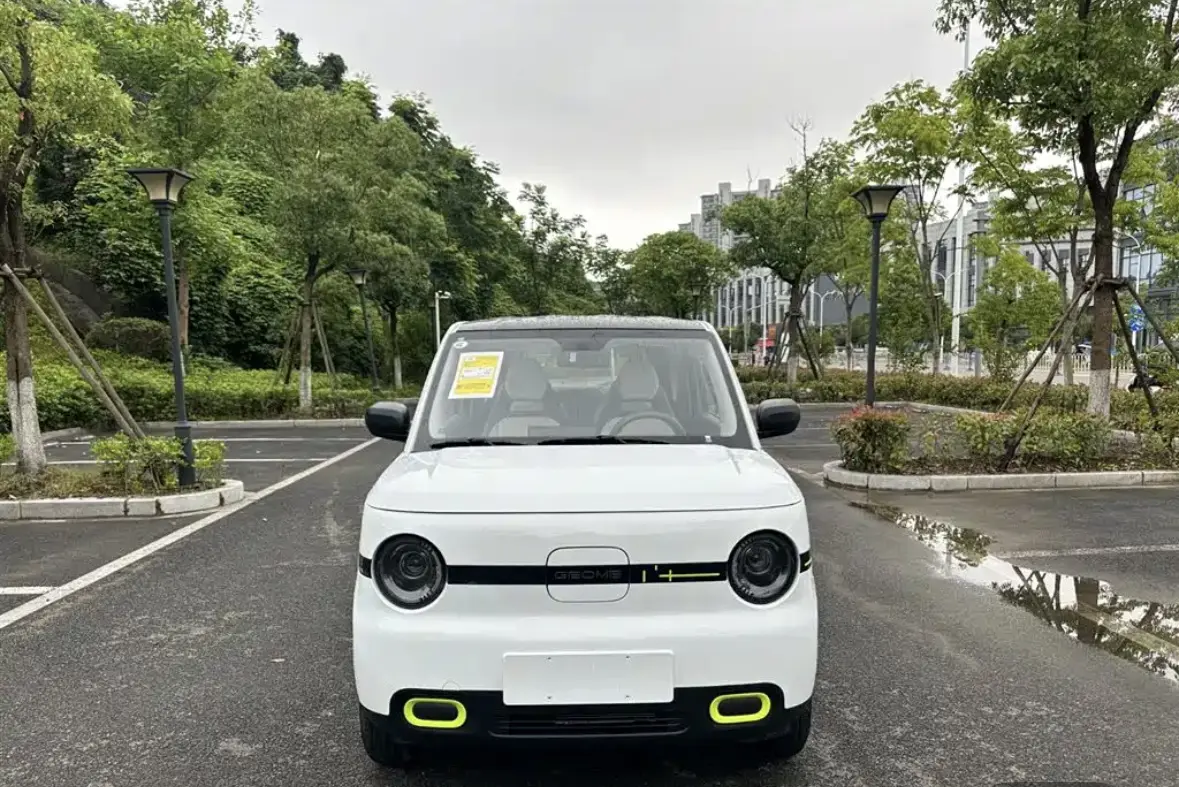 Geely Panda  из Китая