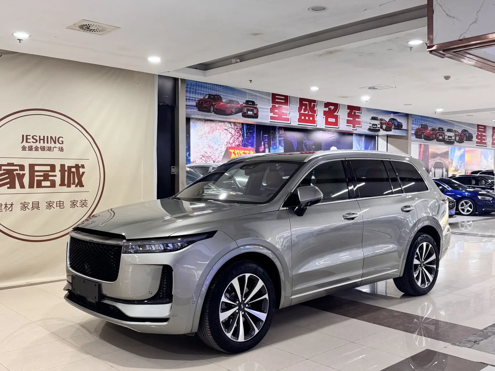 Li ONE (Ideal ONE)  из Китая