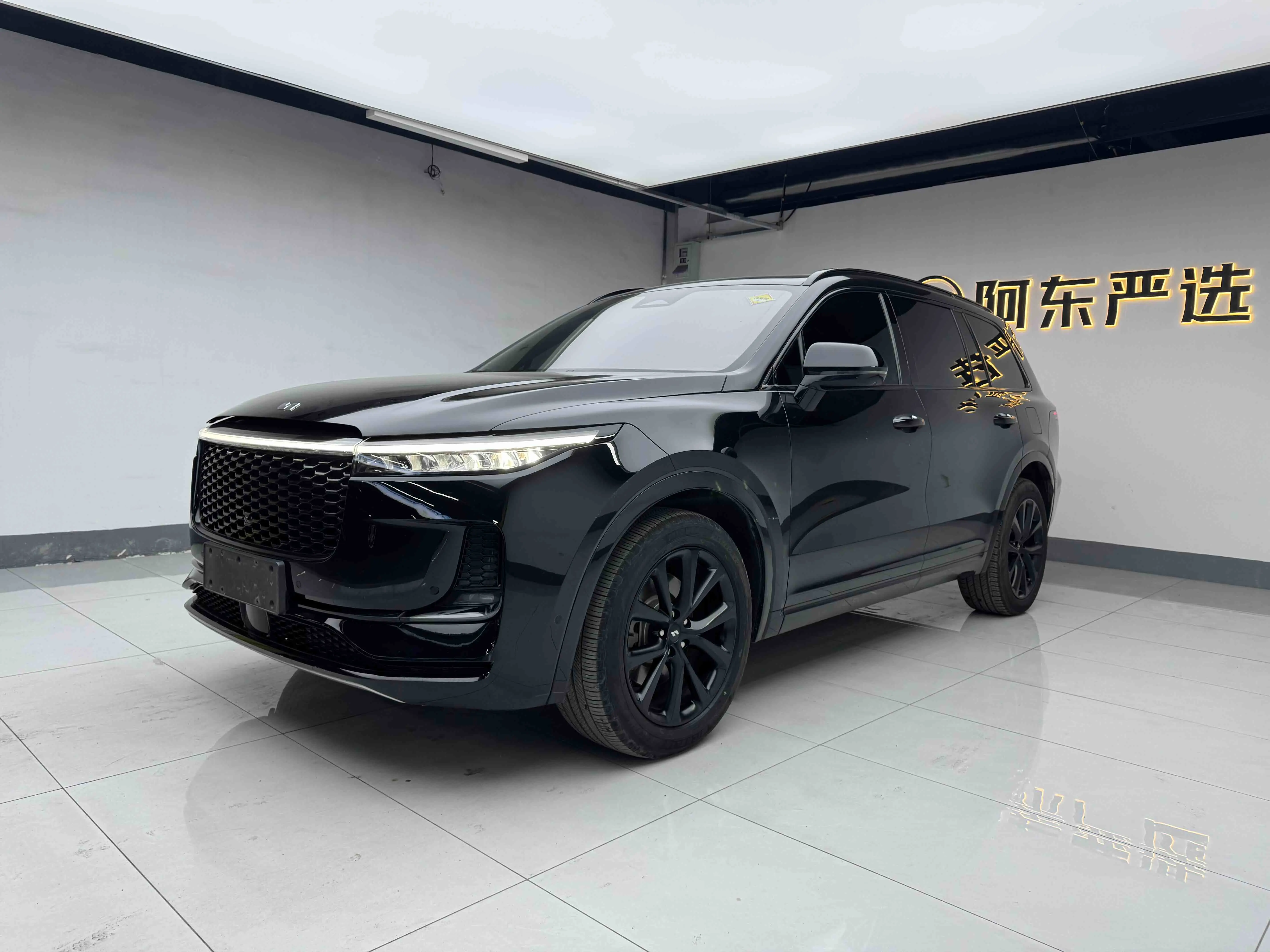 Li ONE (Ideal ONE)  из Китая