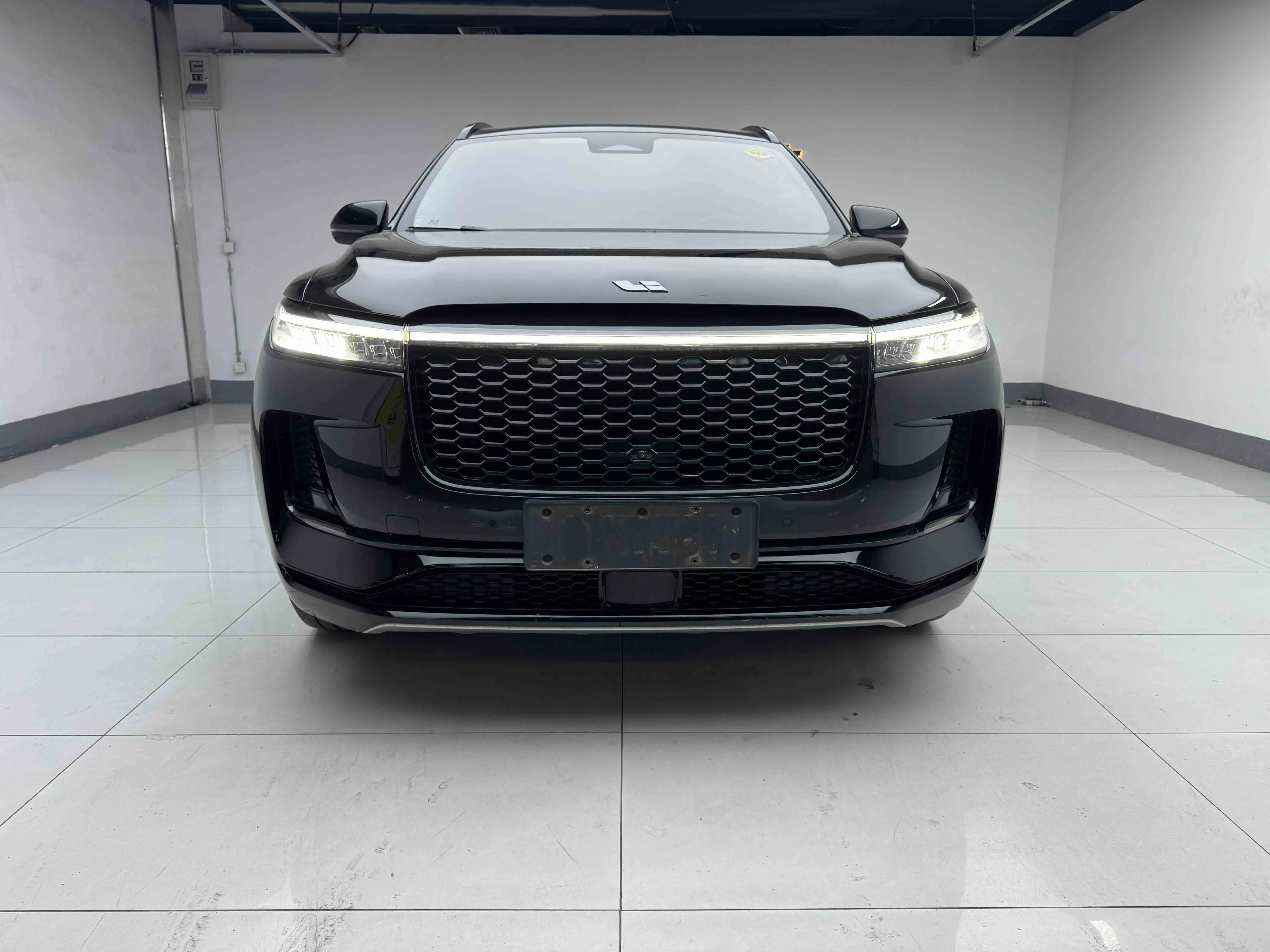 Li ONE (Ideal ONE)  из Китая