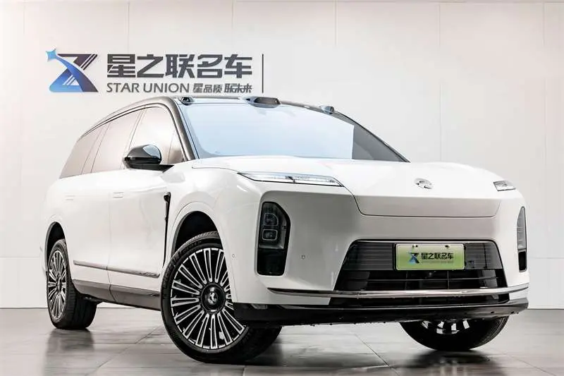 NIO ES8  из Китая