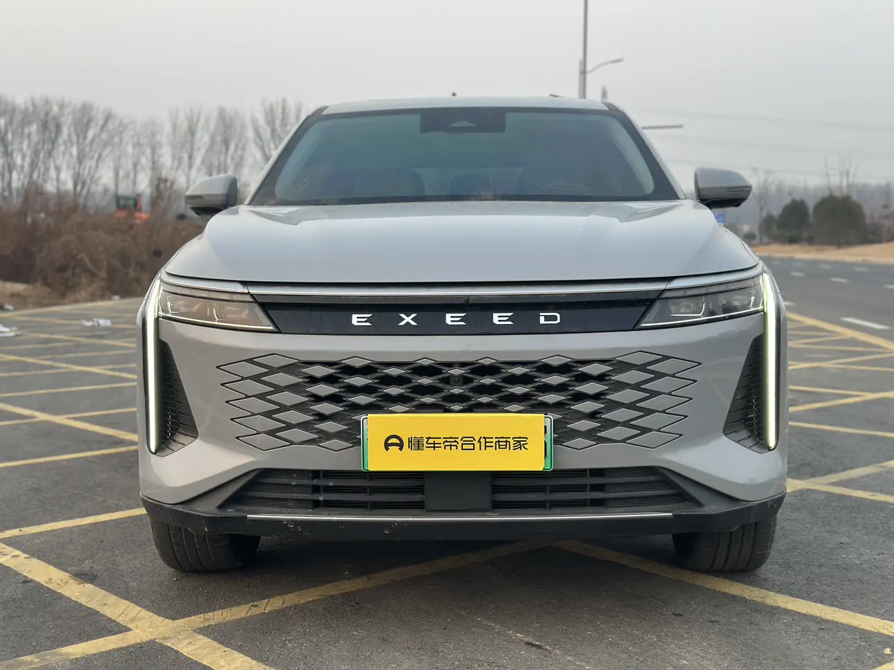 Exeed Xingtu Yaoguang C-DM  из Китая