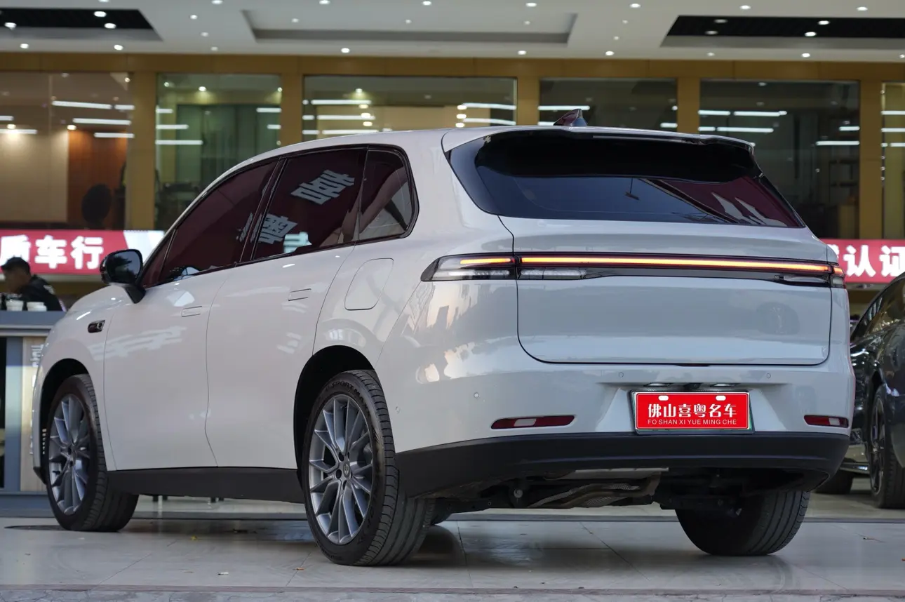 Leapmotor Zero running C10  из Китая